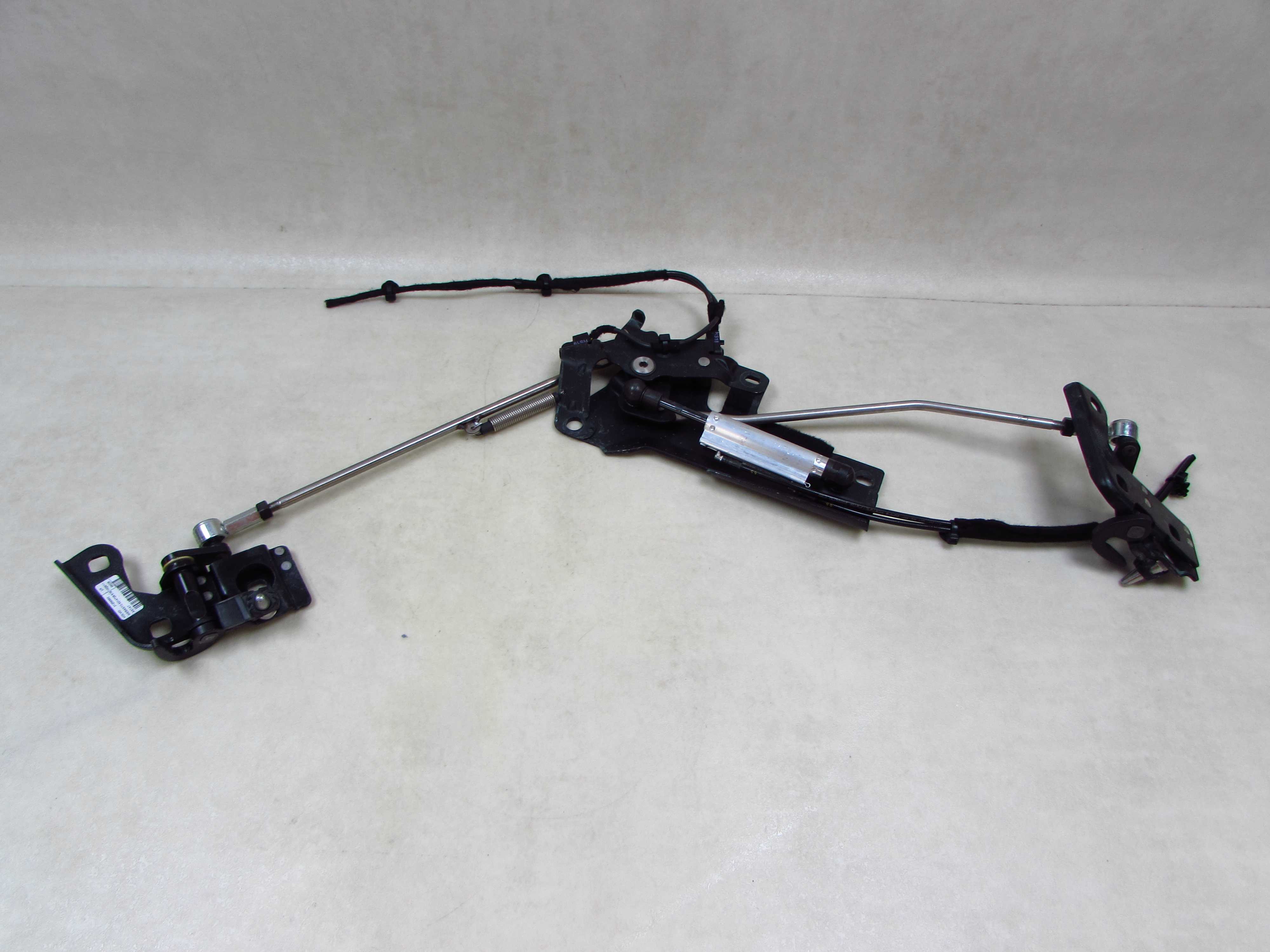 VOLVO C70 II CABRIO 06-13 ZAMEK RYGIEL KLAPY DACHU 31256991 31256992 31256993
