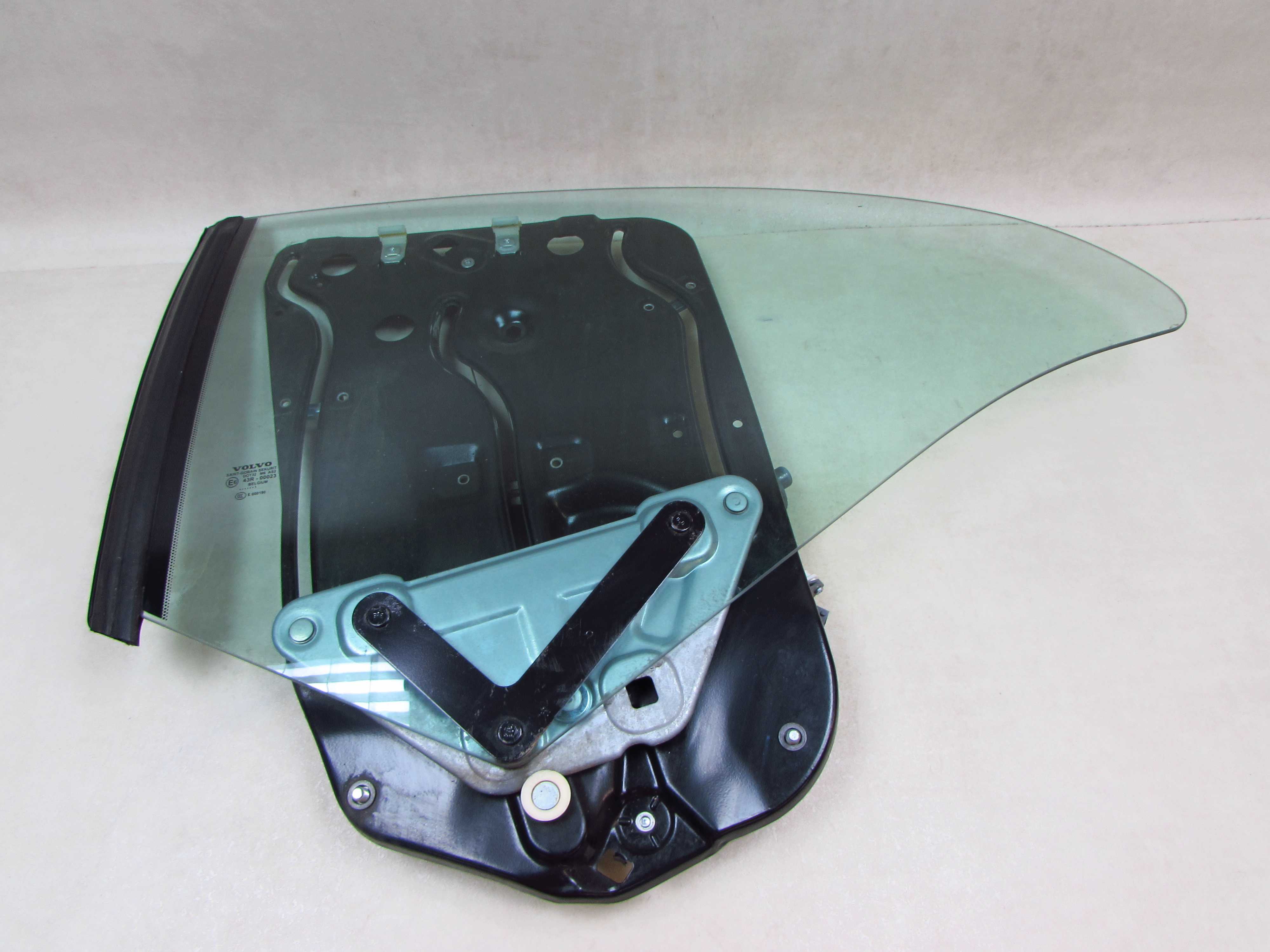VOLVO C70 06-13 MECHANIZM PODNOSNIK SZYBY TYL LEWY 31253533
