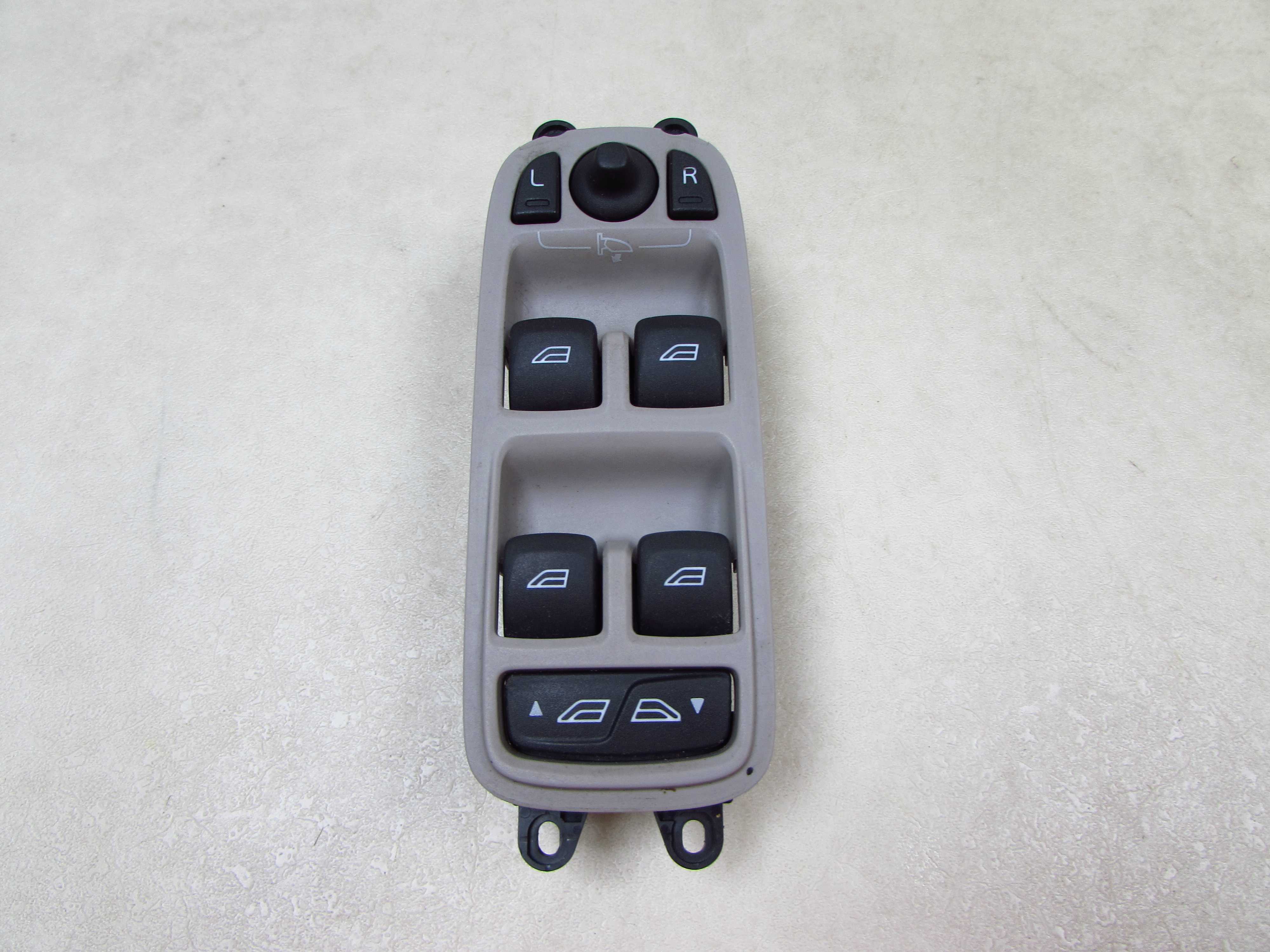 VOLVO C30 S40 V50 C70 06-13 PANEL PRZELACZNIK SZYB PRZOD LEWY 31334359