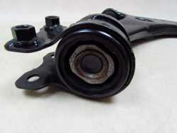 VOLVO C30 S40 V50 C70 II 04-13 WAHACZ PRZOD PRAWY
