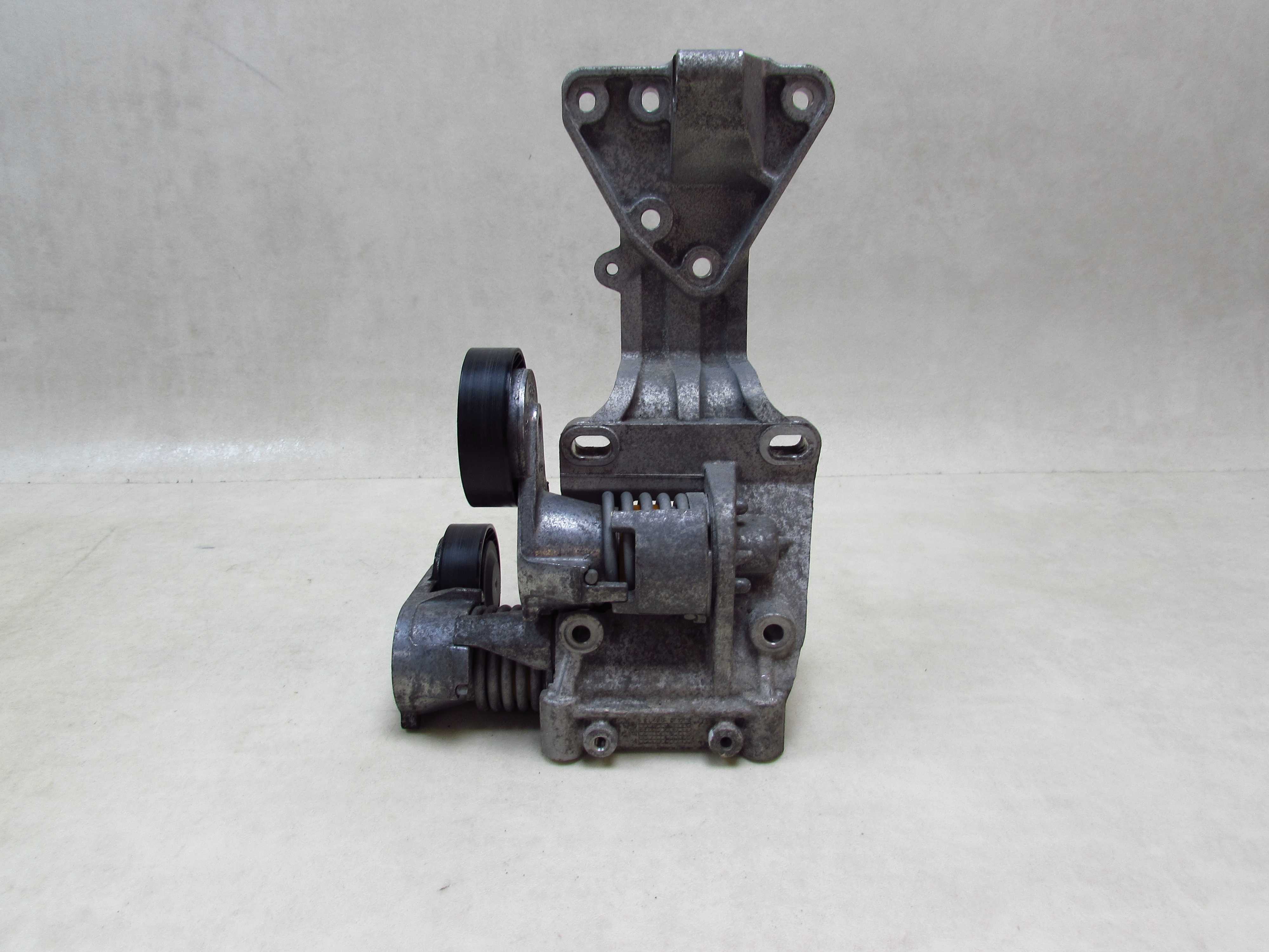 VOLVO C30 S40 V50 C70 LIFT V40 2.0 D4 2.4 D5 LAPA WSPORNIK ALTERNATORA 31251652