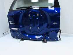 TOYOTA RAV4 II KLAPA DRZWI BAGAZNIKA TYL 01-05 8M6 5D