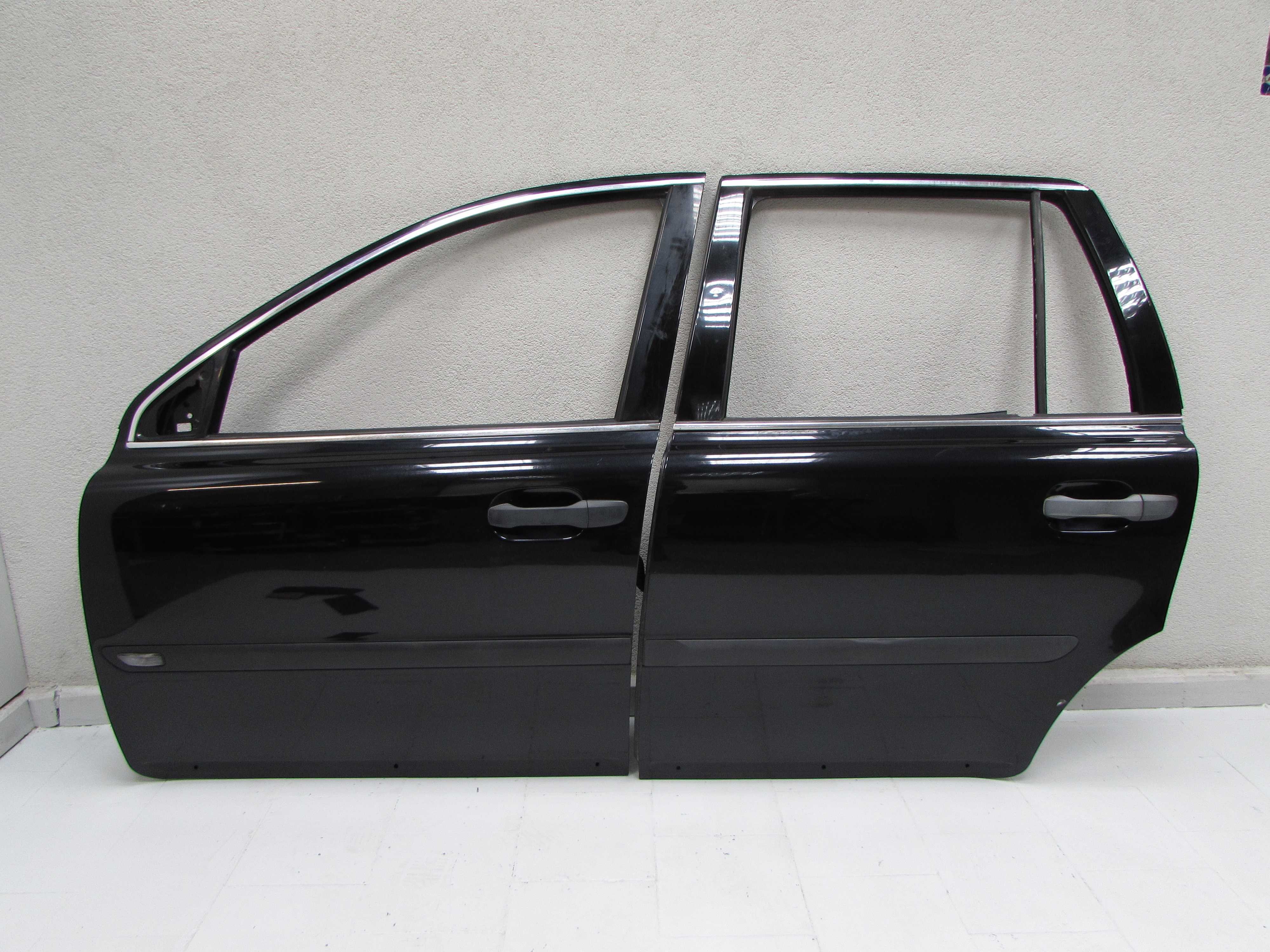 VOLVO XC90 LIFT DRZWI LEWY PRZOD 452-46 02-14