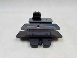 VOLVO V70 III XC70 III 06-16 ZAMEK KLAPY BAGAZNIKA TYL 31333541