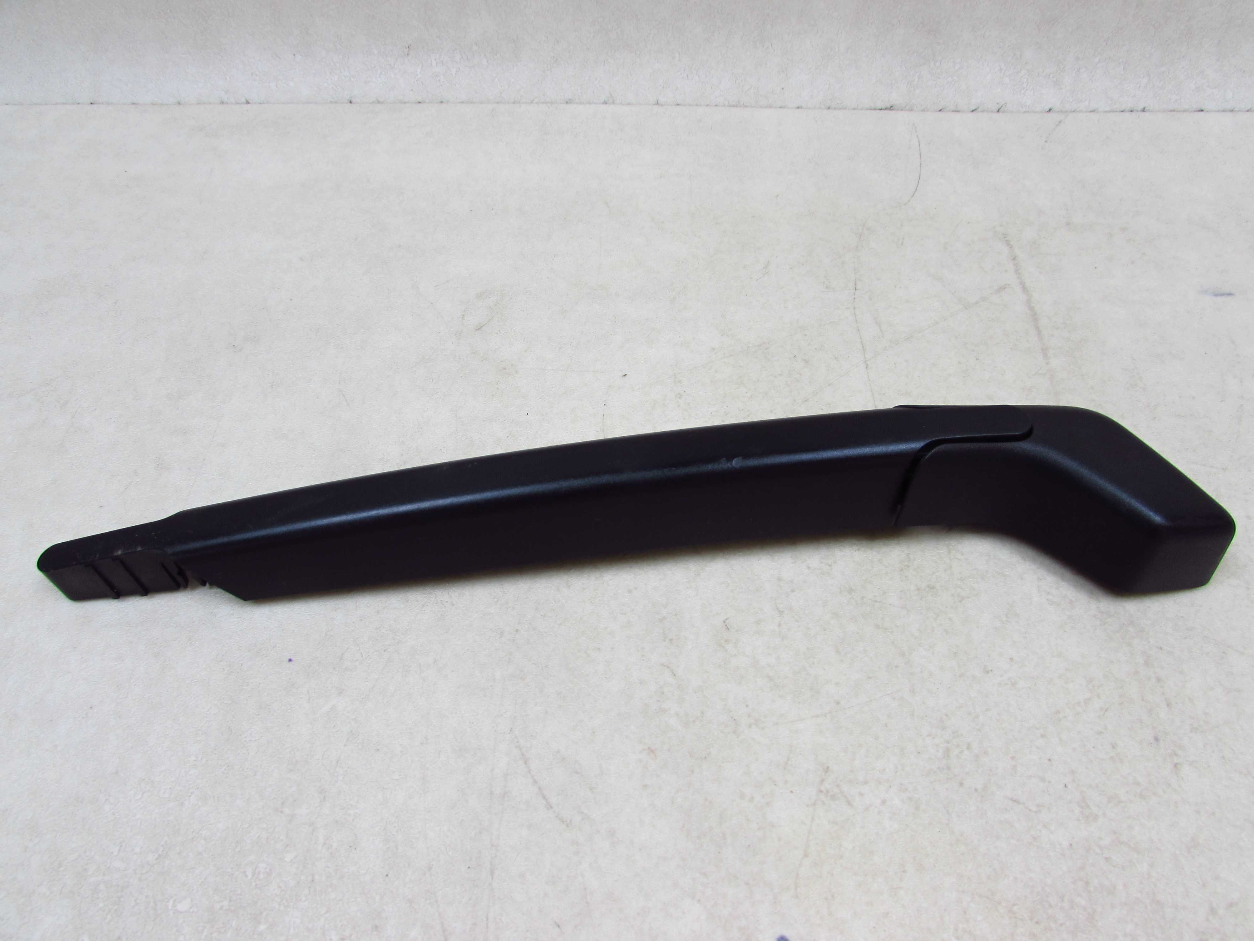 VOLVO V70 XC70 XC90 RAMIE WYCIERACZKI TYL 8659502 99-16