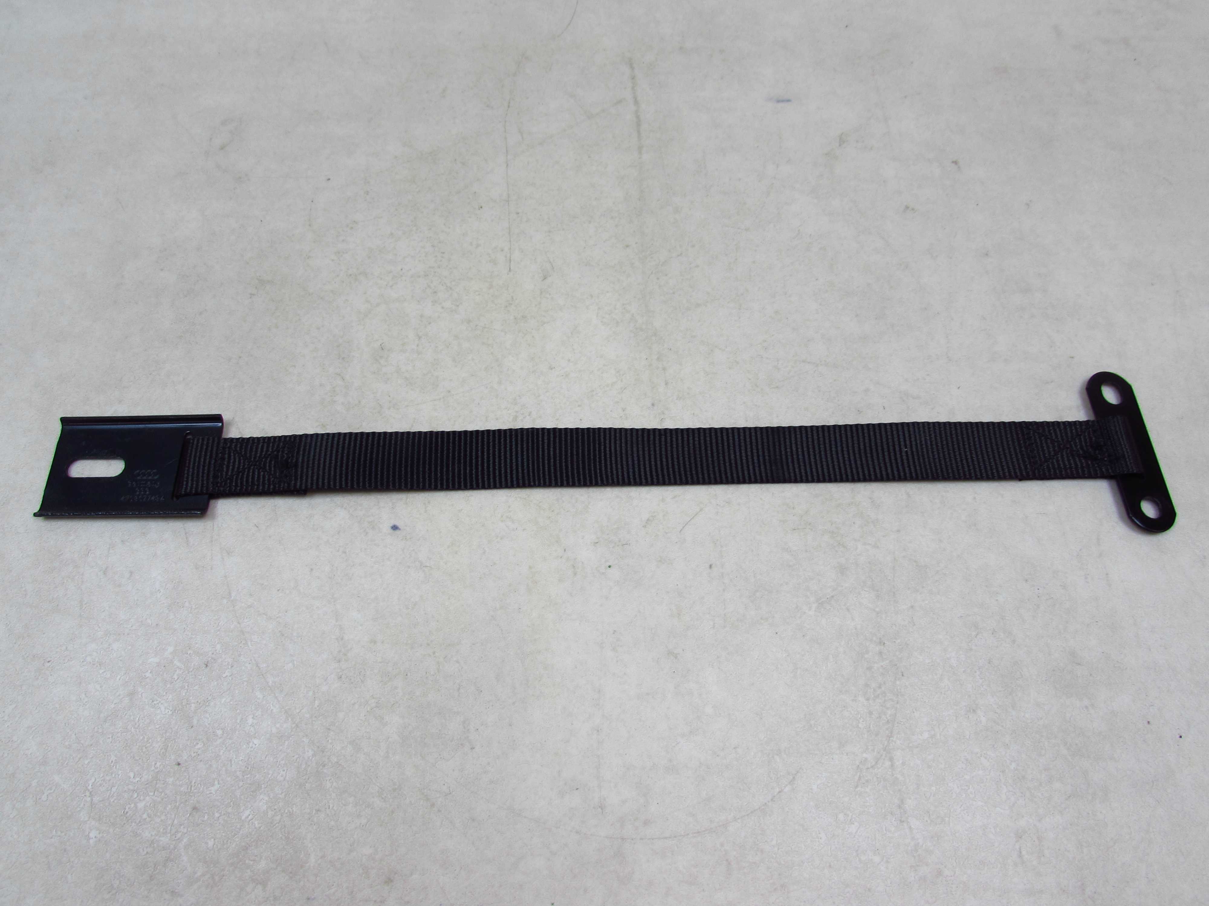 AUDI A6 C6 UCHYT PASEK AKUMUMULATORA 4F0867749A