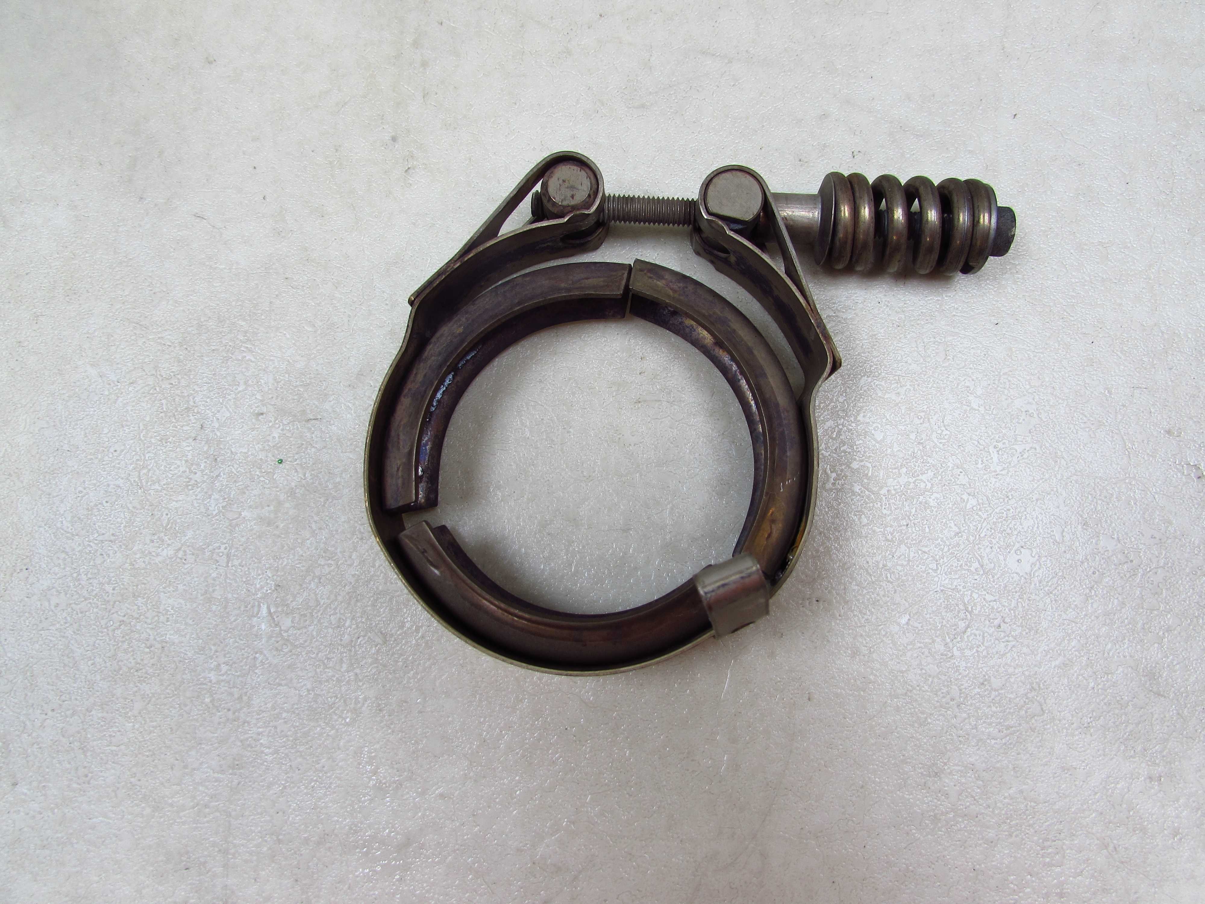 VOLVO C30 S40 V50 C70 LIFT 2.0 D4 OBEJMA OPASKA KLAMRA RURY WYDECHOOWEJ 31319192