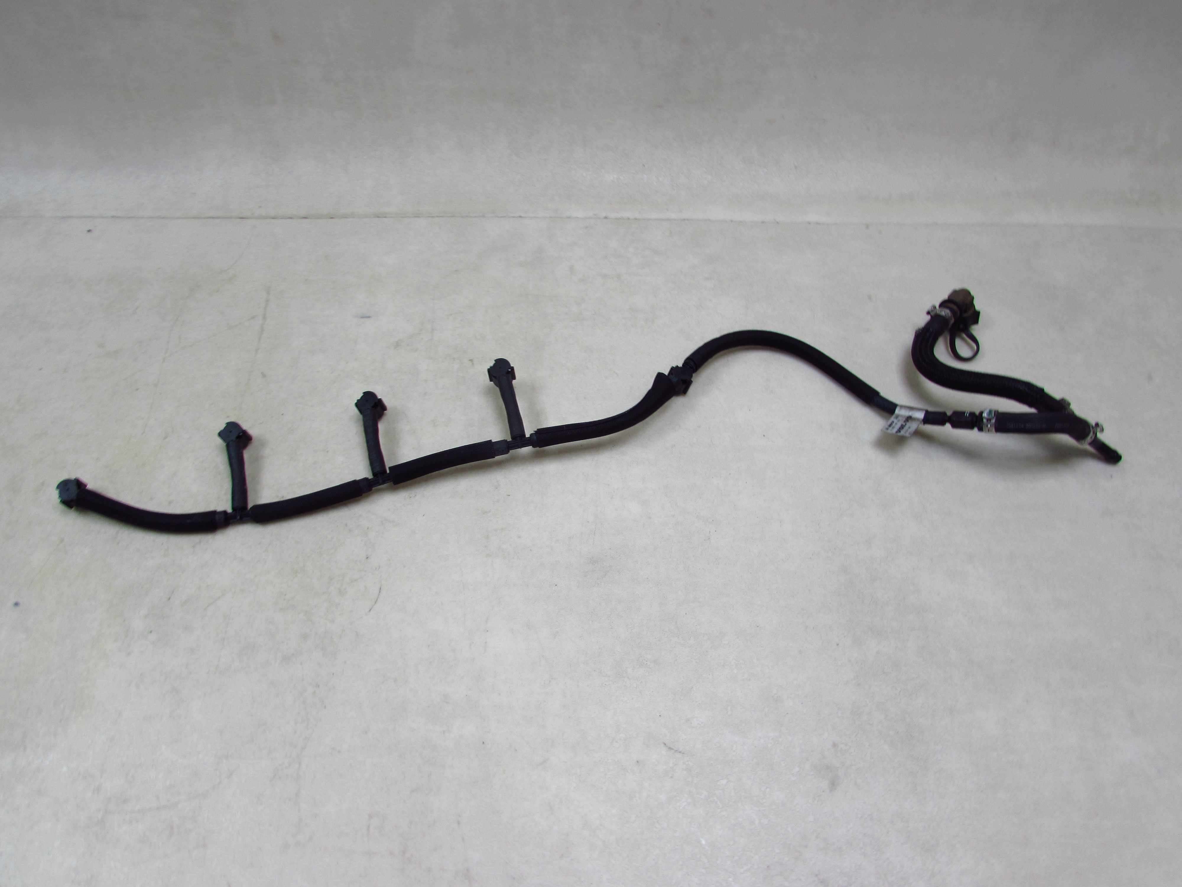 VOLVO C30 S40 V50 C70 LIFT 2.0 D4 WAZ PRZEWOD NADMIARU PALIWA PRZELEW 31321198