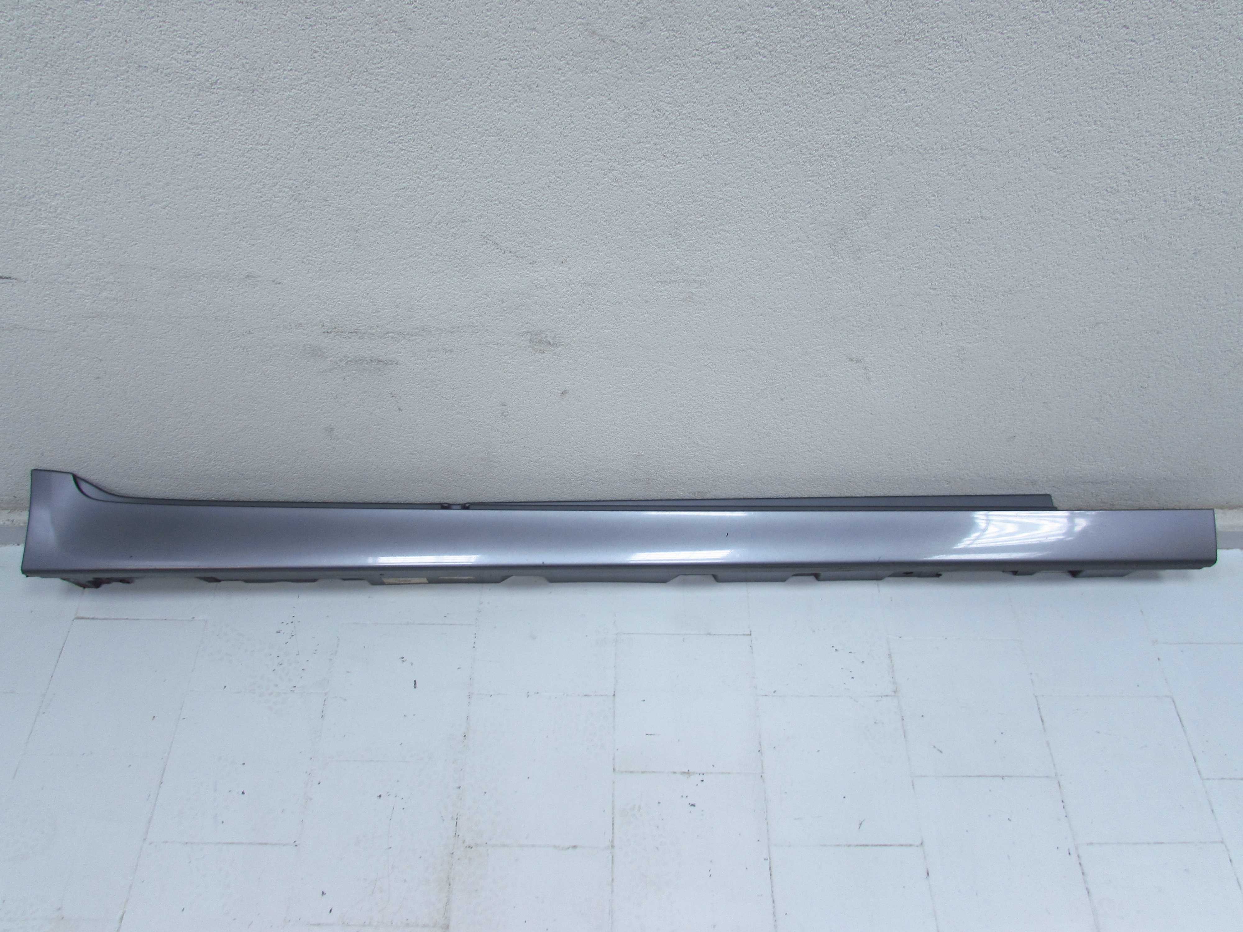 BMW 5 F10 F11 09-17 LISTWA NAKLADKA PROGU PRAWA A52 SPACEGRAU 7237066