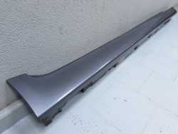 BMW 5 F10 F11 09-17 LISTWA NAKLADKA PROGU PRAWA A52 SPACEGRAU 7237066