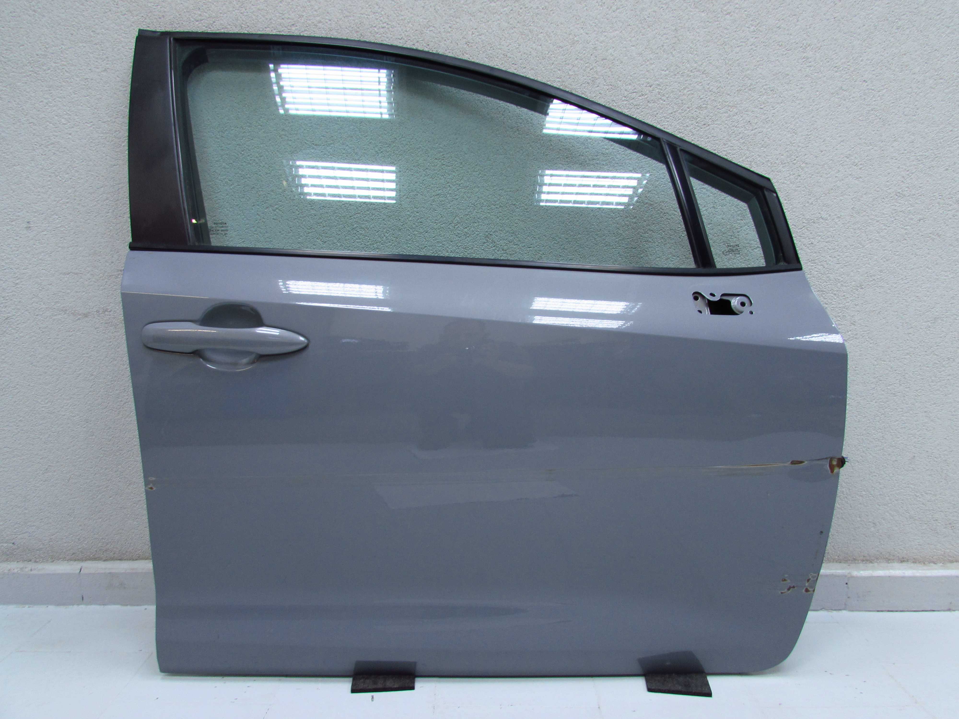 TOYOTA COROLLA E21 XII DRZWI PRZOD PRAWE PODNOSNIK SZYBA PRZEDNIE 19-23