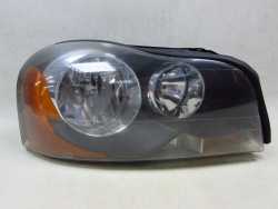 VOLVO XC90 LAMPA REFLEKTOR PRAWY PRZOD UK 30744012 02-07