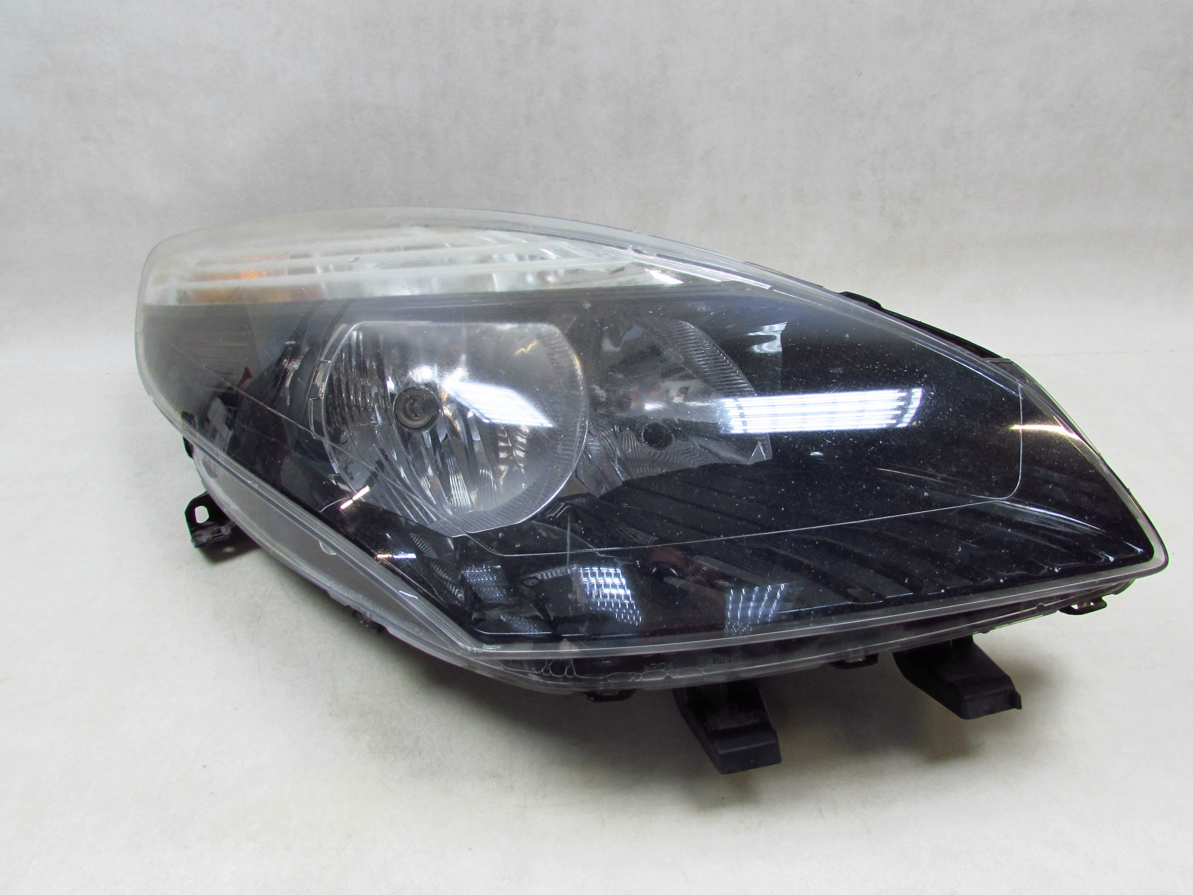 RENAULT SCENIC III 09-13 LAMPA PRZOD PRAWA REFLEKTOR UK
