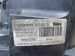VOLVO XC90 LAMPA REFLEKTOR LEWY PRZOD UK 30744011 02-07