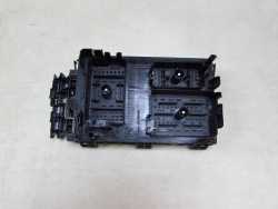 OPEL ASTRA IV J INSIGNIA SKRZYNKA BEZPIECZNIKOW 13368645 UC 09-15