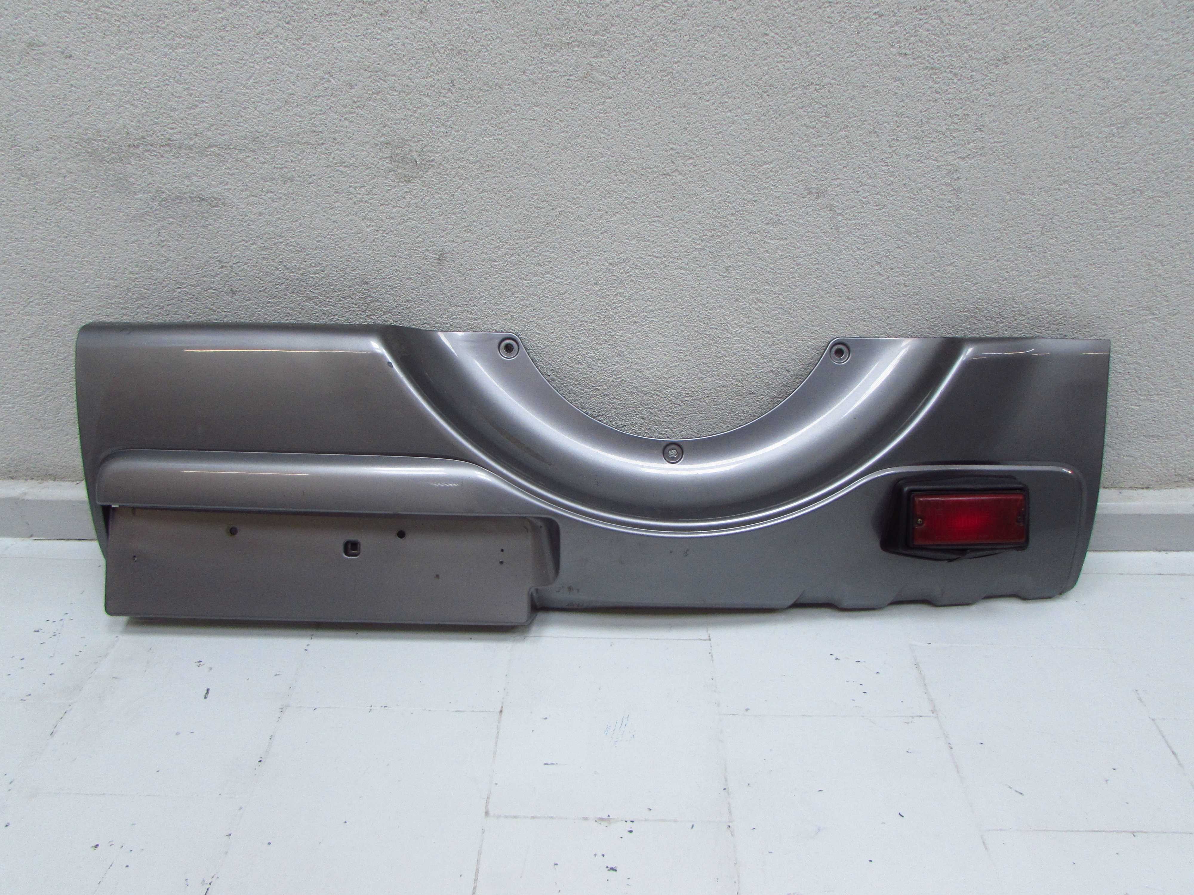 TOYOTA RAV4 II 01-05 LISTWA BLENDA OSLONA KLAPY DRZWI BAGAZNIKA TYL 76811-42904