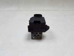 PEUGEOT CITOREN REZYSTOR OPORNICA WENTYLATORA 9649247680