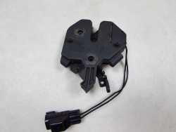 VOLVO S60 V70 II XC70 99-07 ZAMEK MASKI 9483765 9483764
