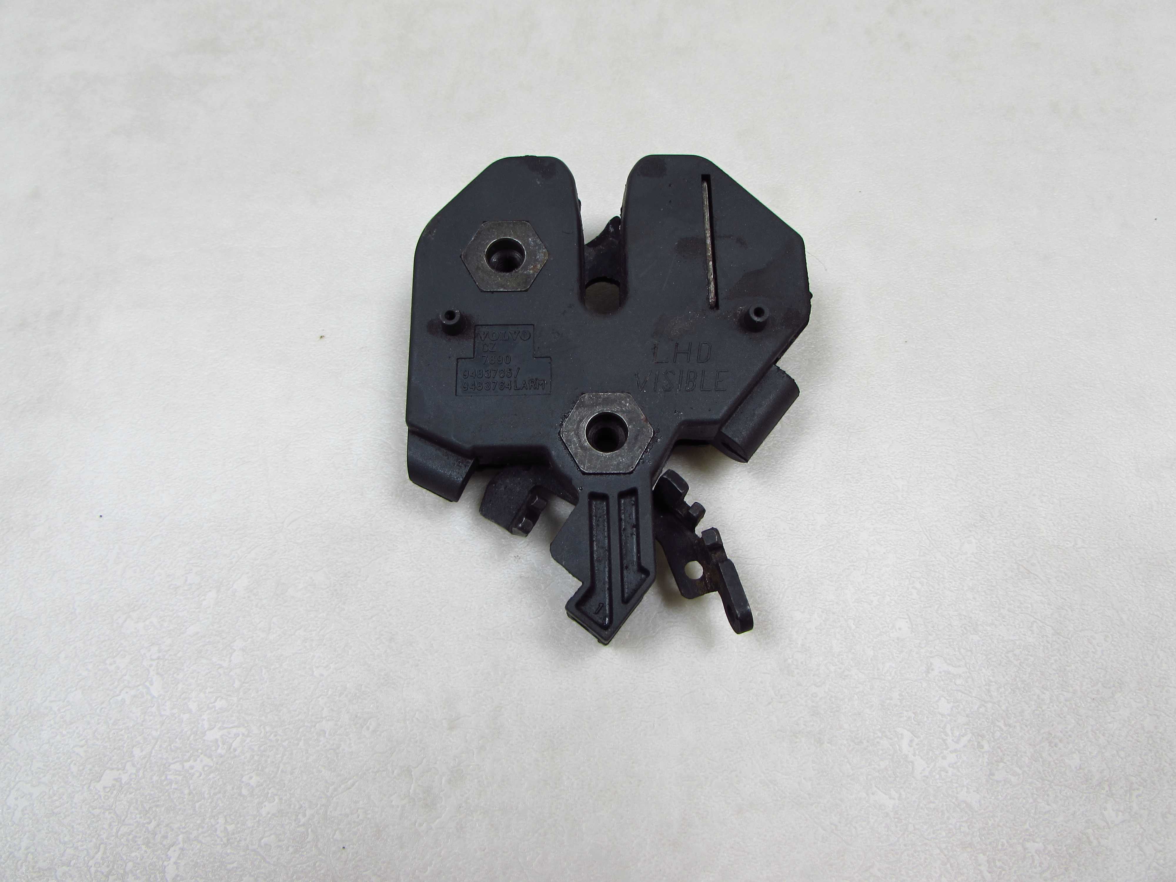 VOLVO S60 V70 II XC70 99-07 ZAMEK MASKI 9483765 9483764