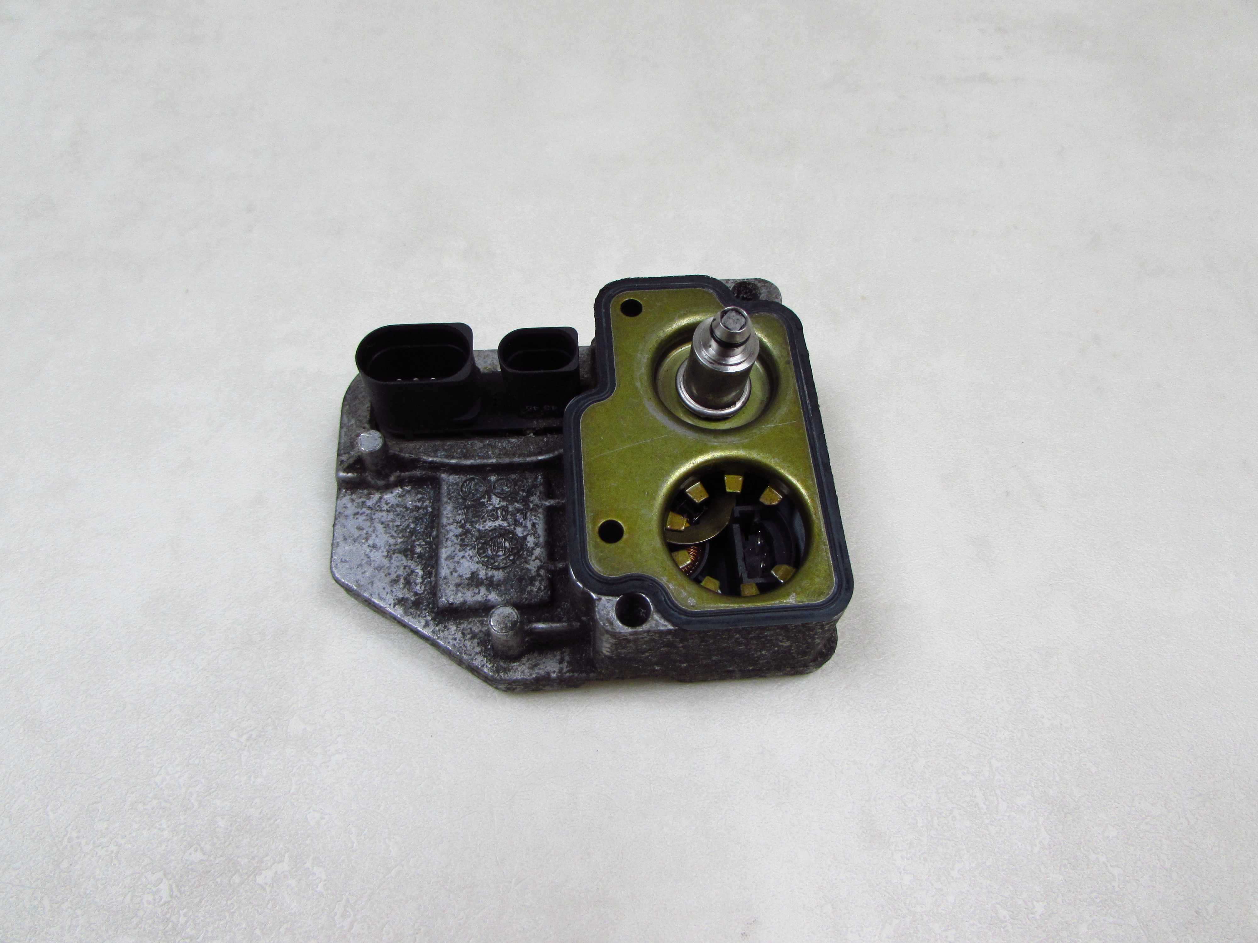 VOLVO V70 AWD XC70 XC90 STEROWNIK MODUL HALDEX 5WP22229-01