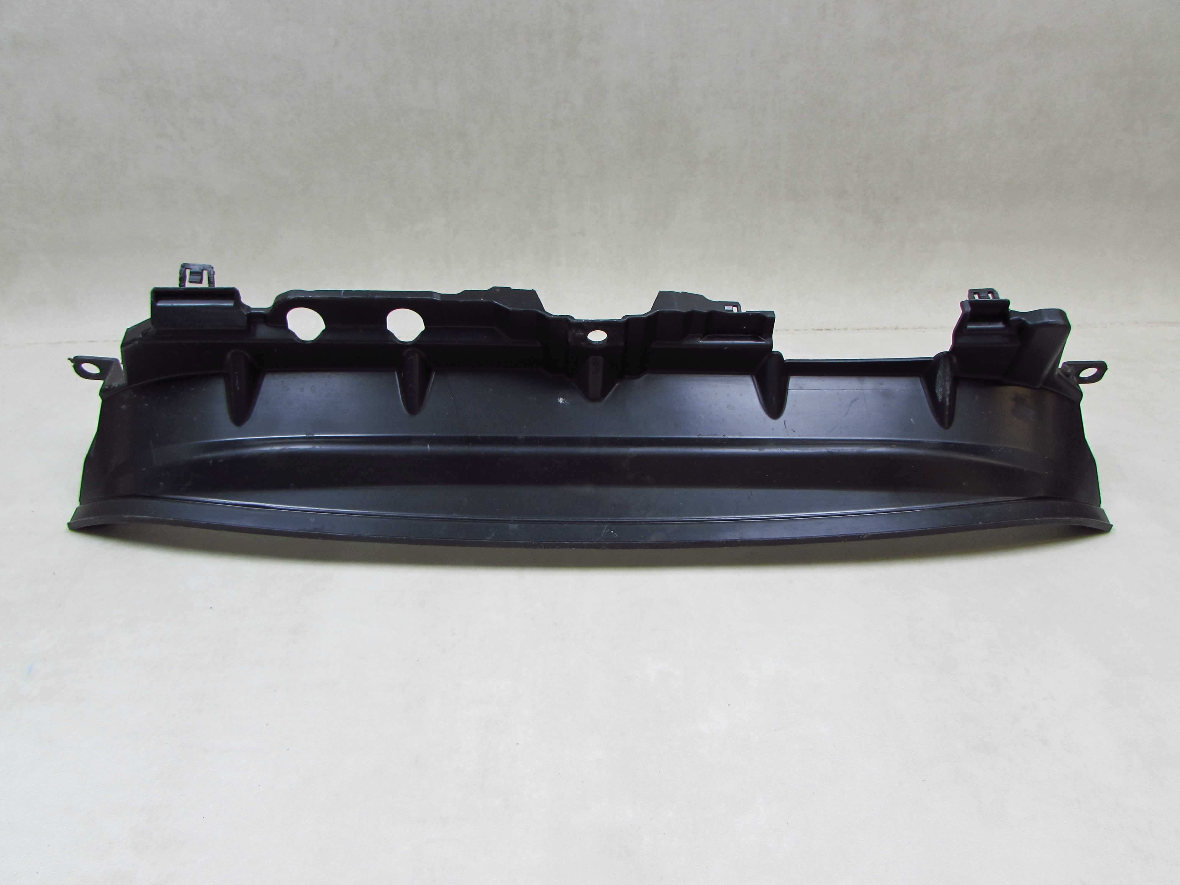 FORD FIESTA VII MK7 KIEROWNICA OSLONA POWIETRZA CHLODNIC 8A61-A001A04-A 08-17