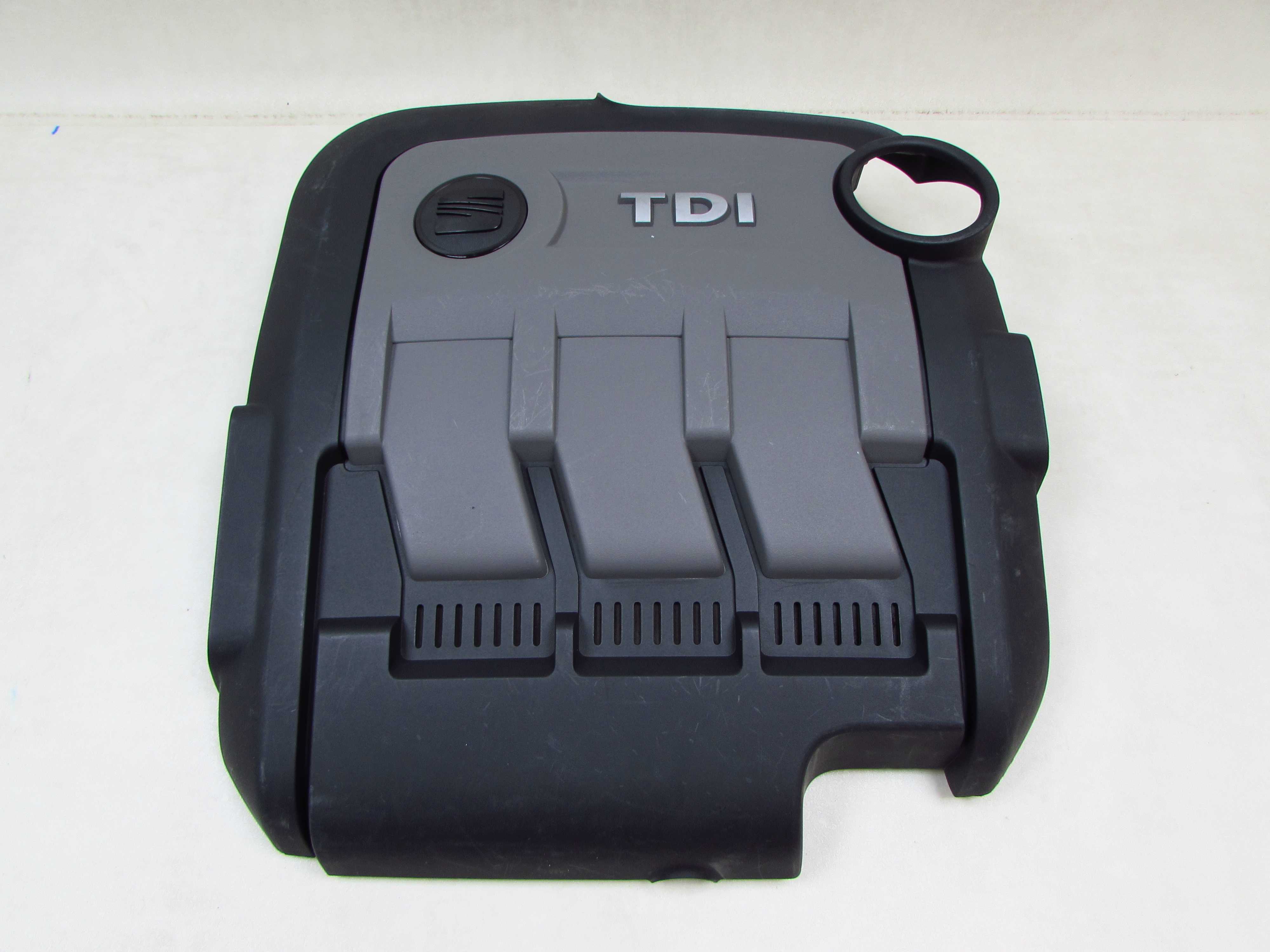 VW SEAT SKODA 1.2 TDI POKRYWA OSLONA SILNIKA GORNA 03P103925