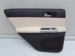 VOLVO V50 04-12 TAPICERKA BOCZEK DRZWI TYL LEWY SKORA 39809550
