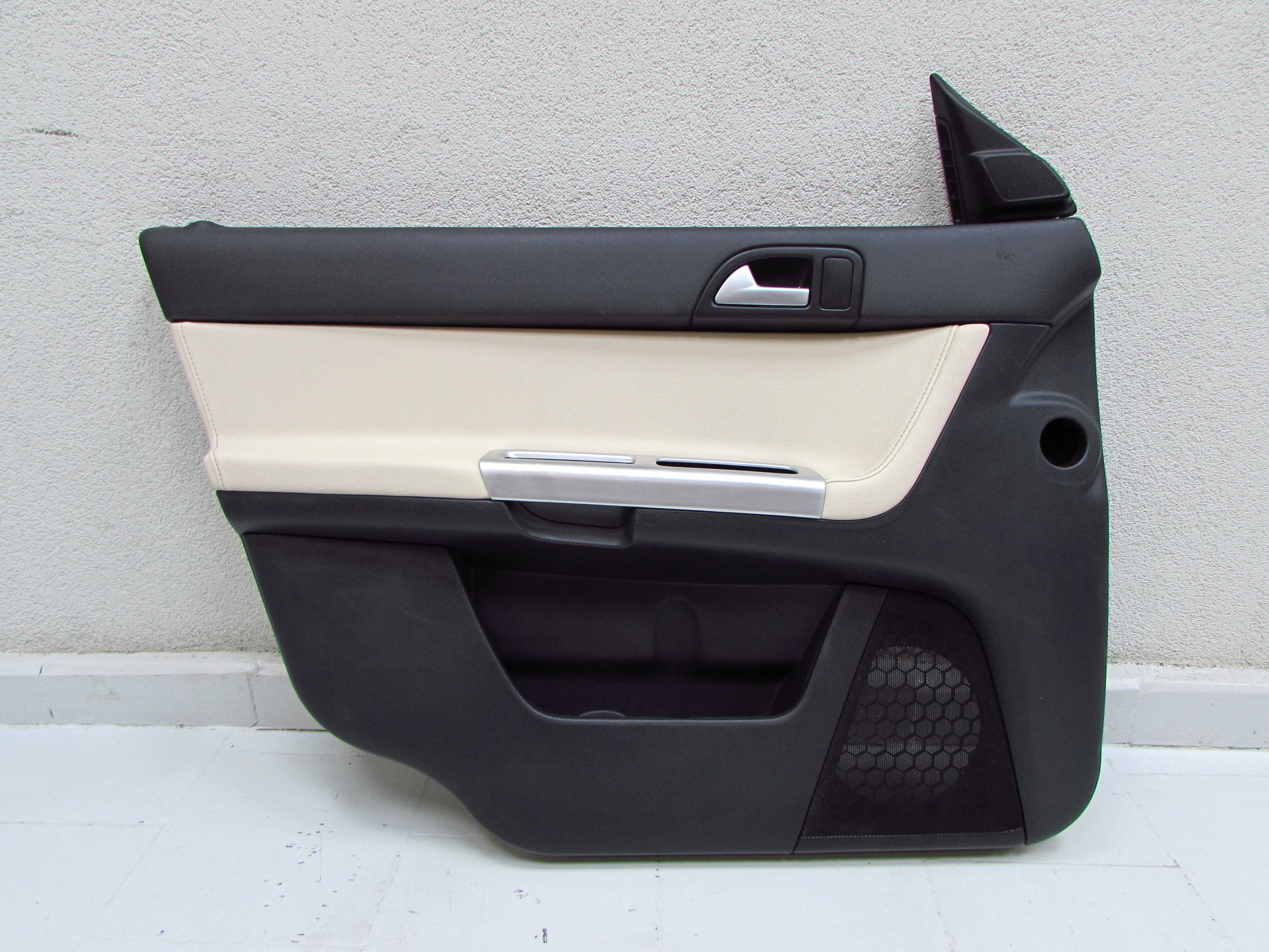 VOLVO S40 II V50 04-13 TAPICERKA BOCZEK DRZWI PRZOD LEWY SKORA 39809544