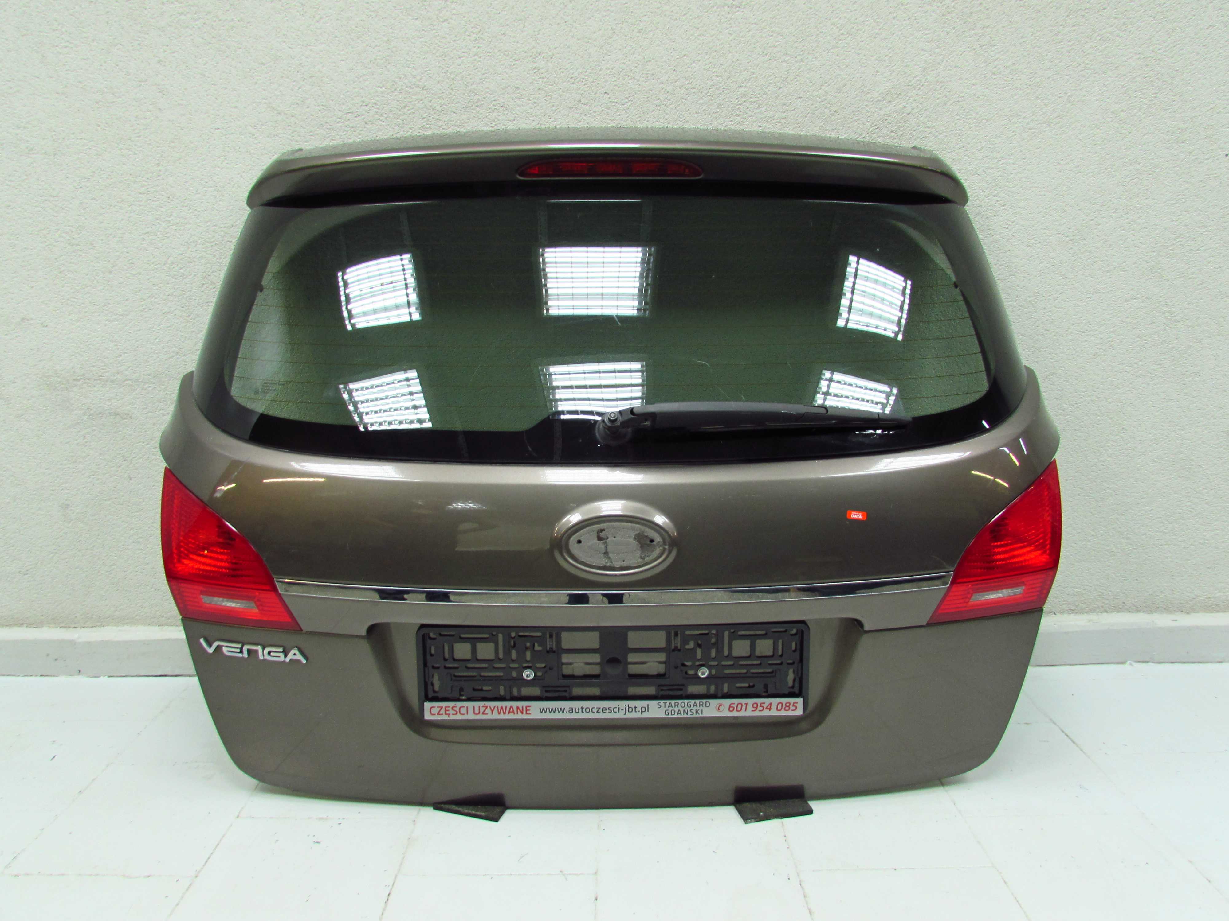 KIA VENGA 09-19 KLAPA BAGAZNIKA TYL SZYBA
