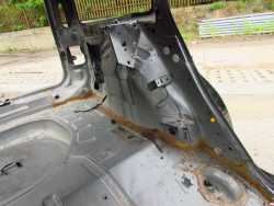 VOLVO S40 V50 04-13 CWIARTKA BLOTNIK TYL LEWY TYLNY 452-46