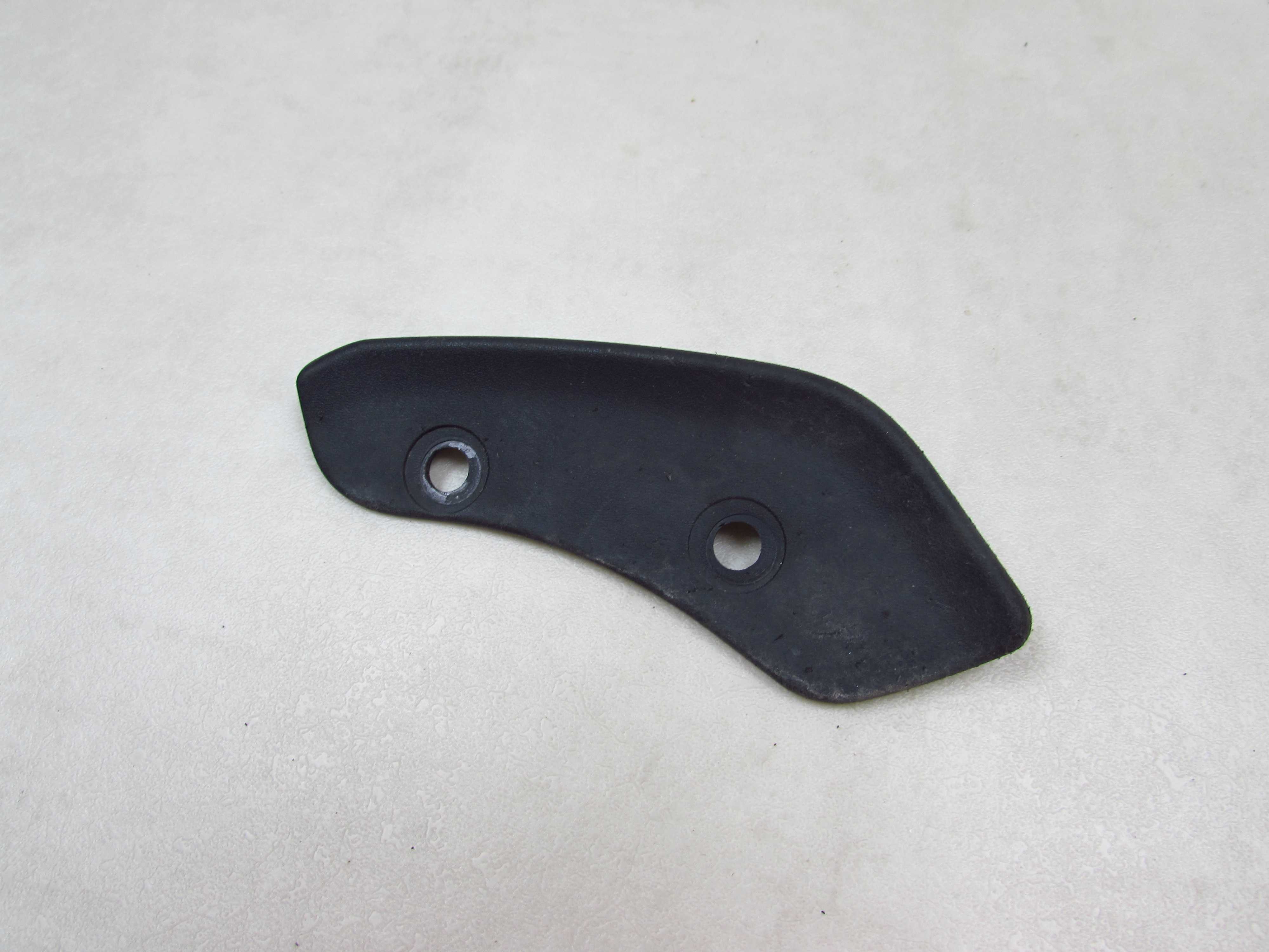 VOLVO S40 V50 CHLAPACZ OSLONA PRZOD LEWY 30764079 04-13