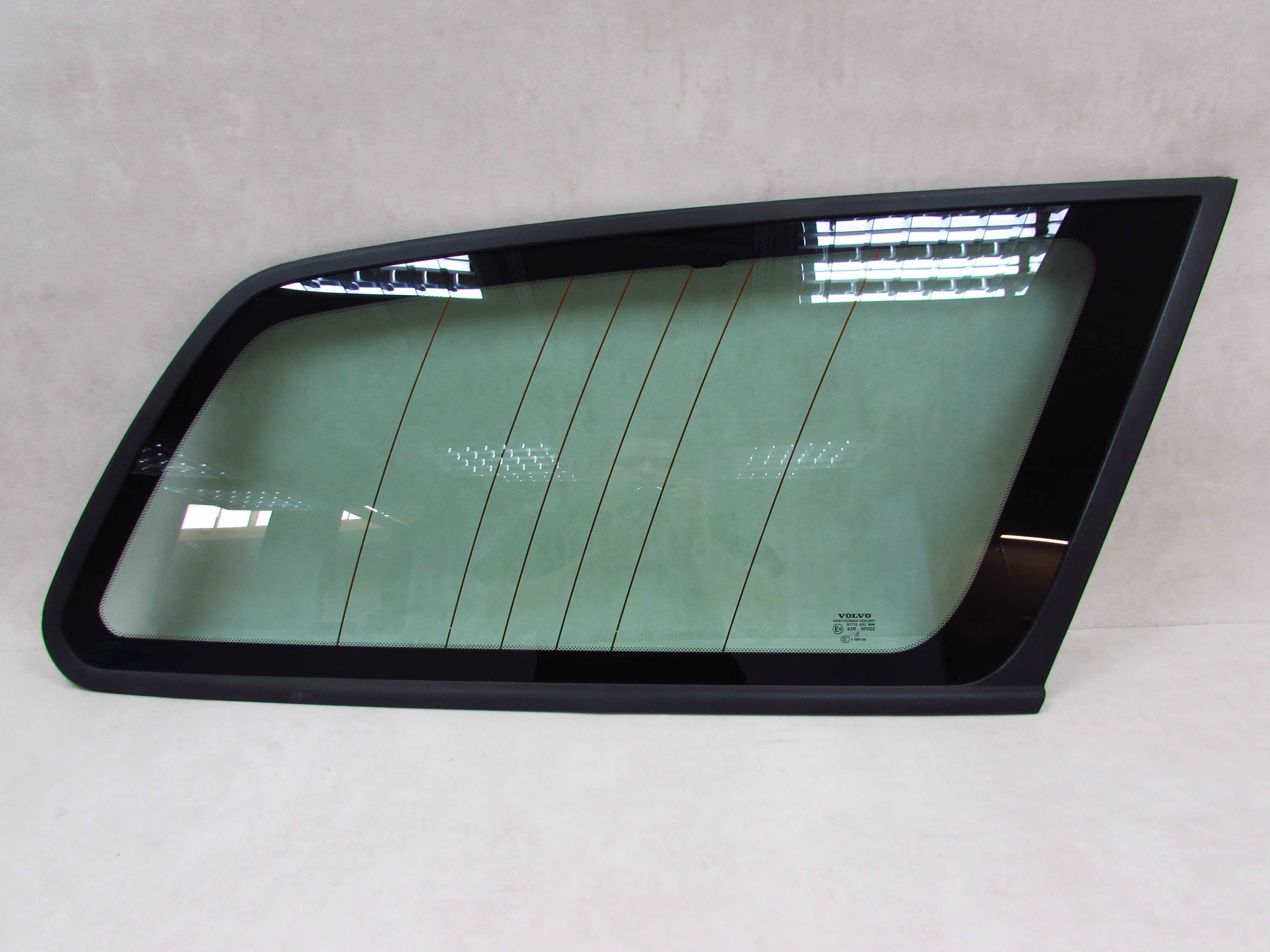 VOLVO V50 04-13 SZYBA BOCZNA KAROSERYJNA TYL PRAWA 10R 43R-00022 08650443