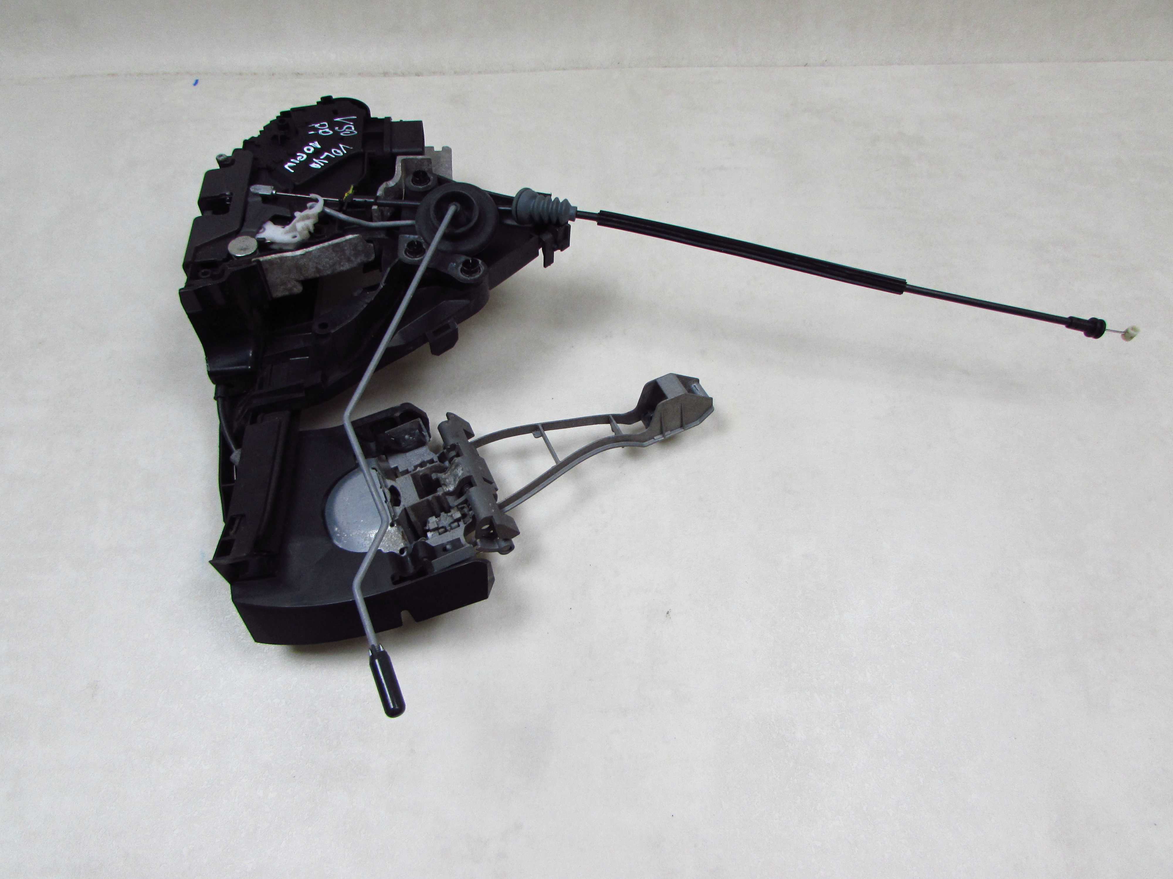 VOLVO S80 II V70 III V50 06-16 ZAMEK DRZWI PRZOD PRAWY 10 PIN 30784047