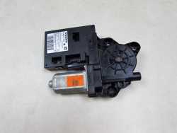 VOLVO S40 II V50 04-13 SILNICZEK MODUL SZYBY PRZOD PRAWY 31295171