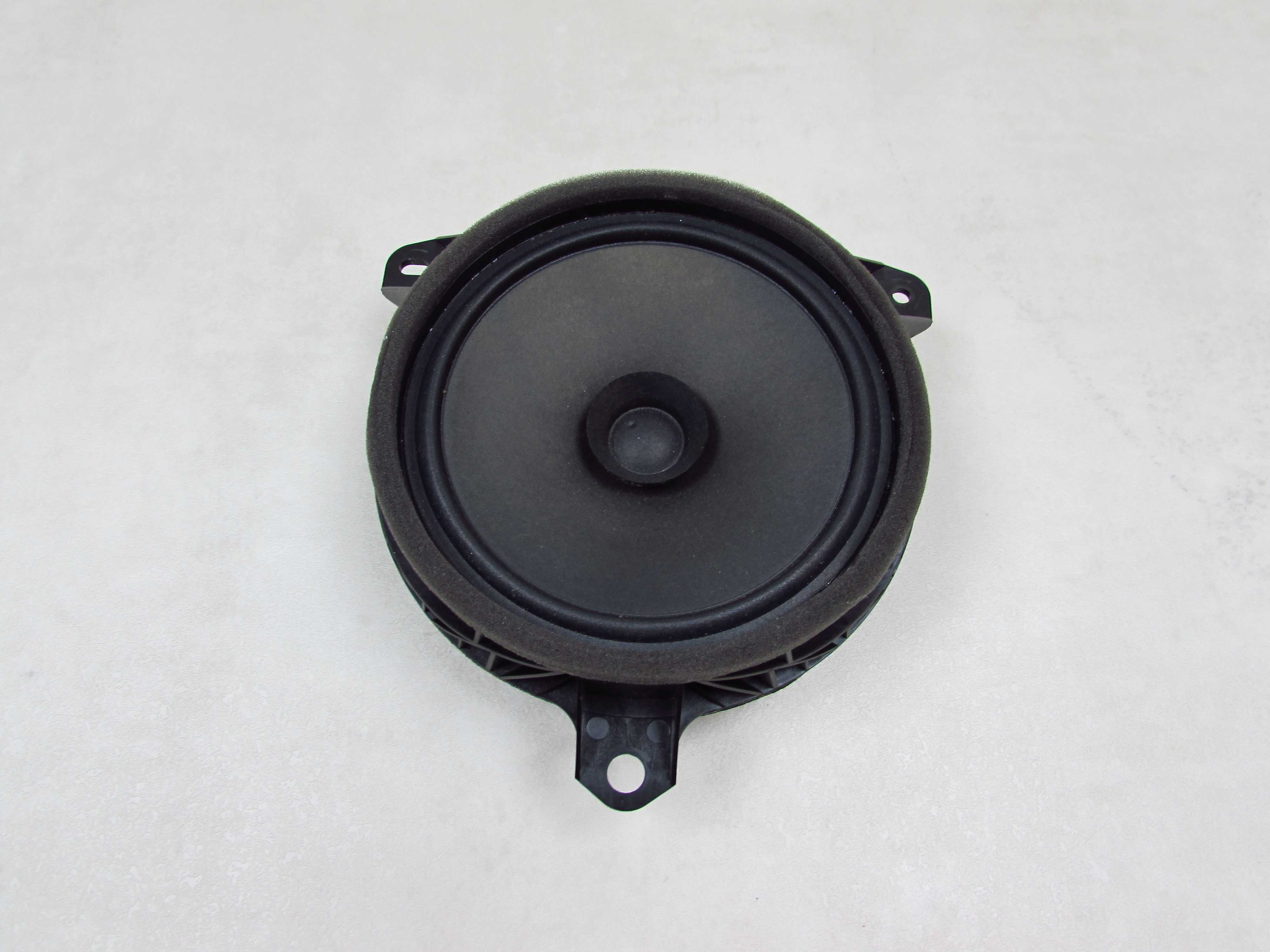 TOYOTA COROLLA E21 XII 19-23 HATCHBACK HB GLOSNIK DRZWI TYL