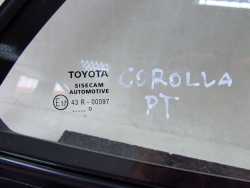 TOYOTA COROLLA E21 XII 19-23 HB HATCHBACK SZYBA BOCZNA TROJKAT DRZWI PRAWA TYL 20 ROK 68188-02240