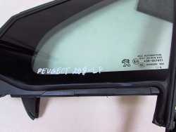 PEUGEOT 208 5D 12-19 SZYBA BOCZNA TROJKAT DRZWI PRZOD LEWA 16 R