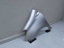 TOYOTA YARIS III LIFT 11-21 BLOTNIK PRZOD LEWY PRZEDNI