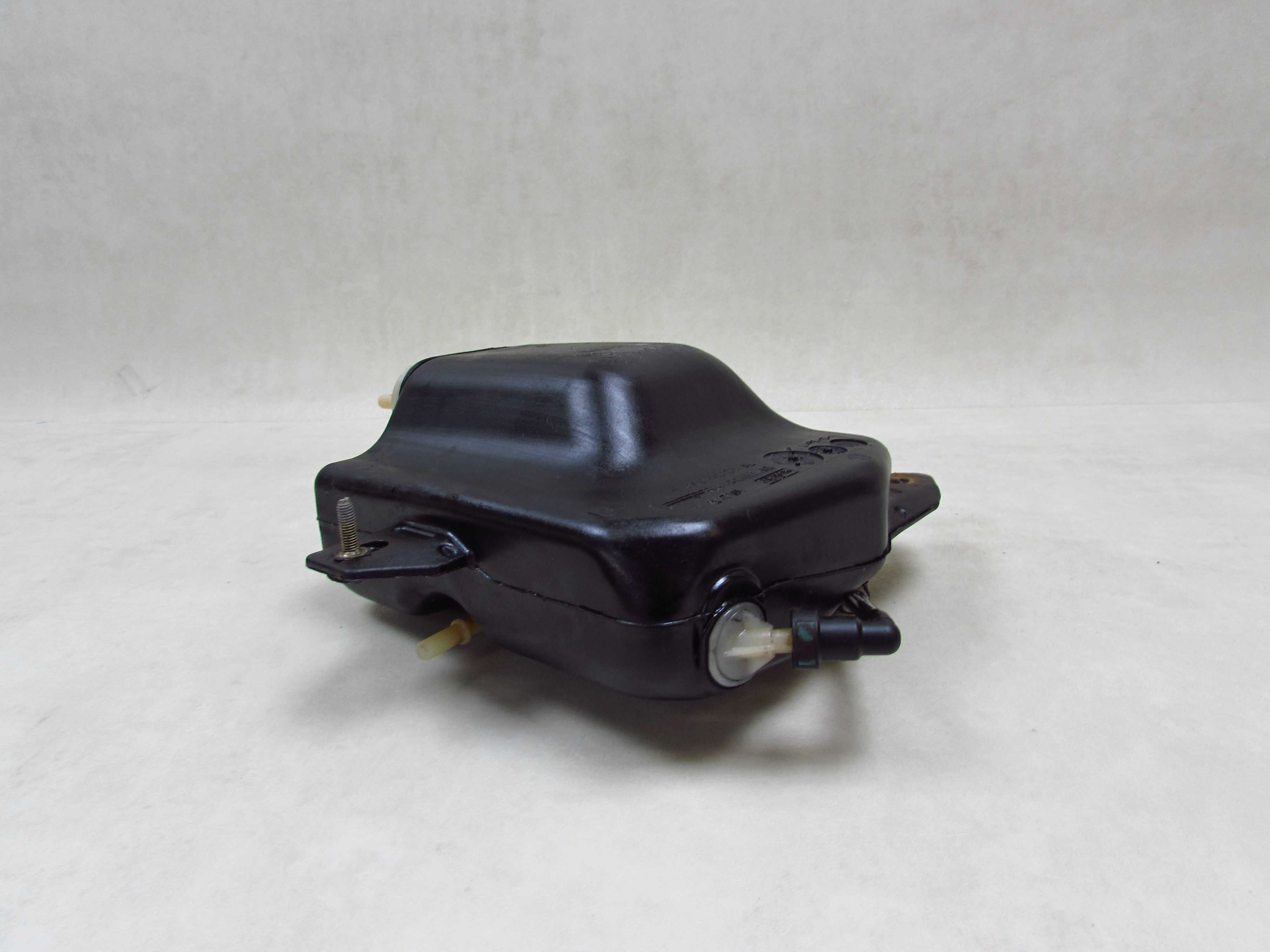 VOLVO C30 S40 V50 C70 1.6 D2 07-13 ZBIORNIK ZBIORNICZEK PLYNU FAP DPF 3M51-9C103-AL