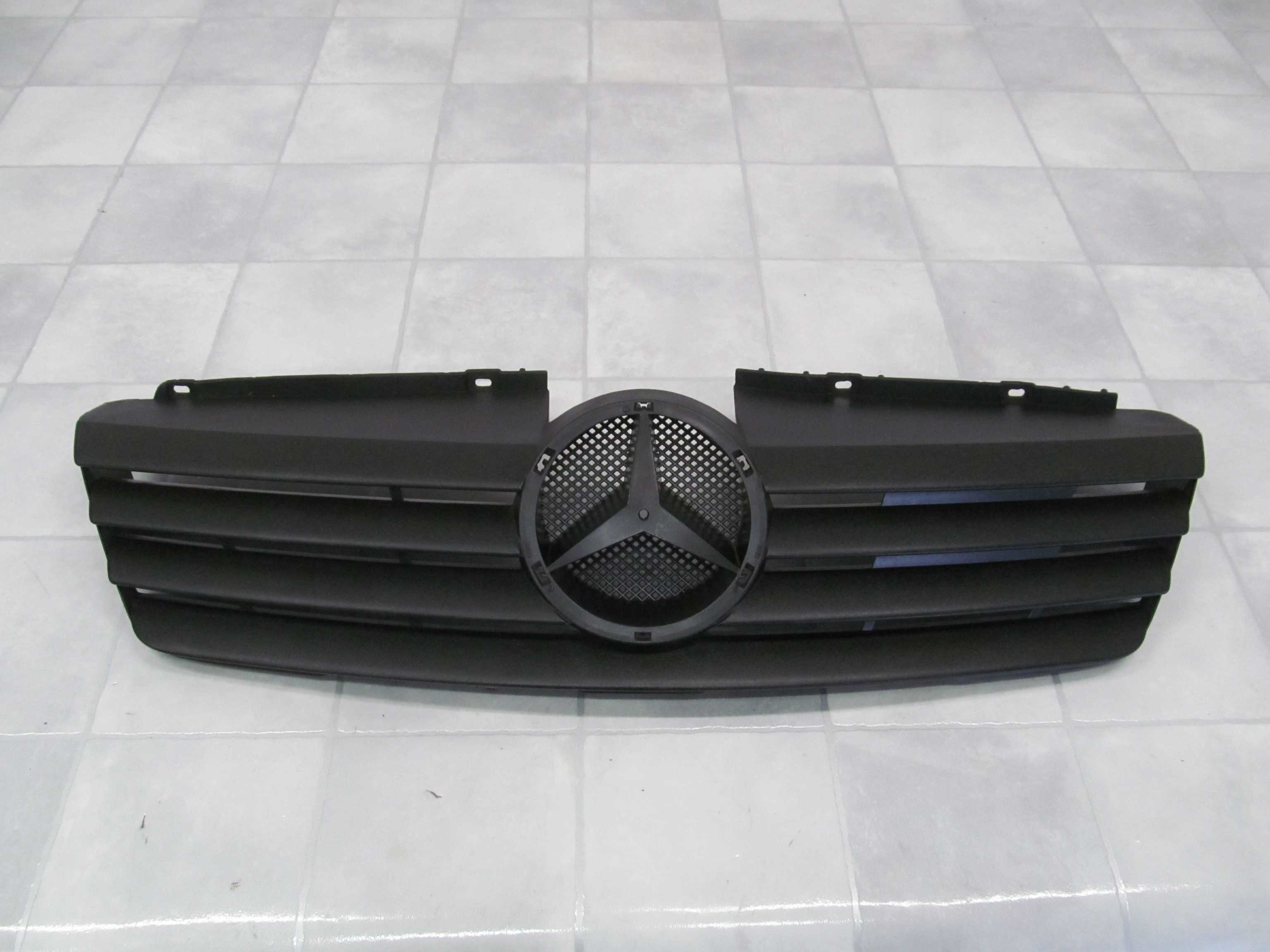MERCEDES VANEO W414 01-05 GRILL ATRAPA