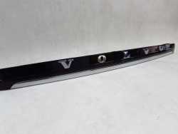 VOLVO V50 LIFT 07-13 LISTWA BLENDA KLAPY BAGAZNIKA TYL MIKROSTYK 30753027 452-46