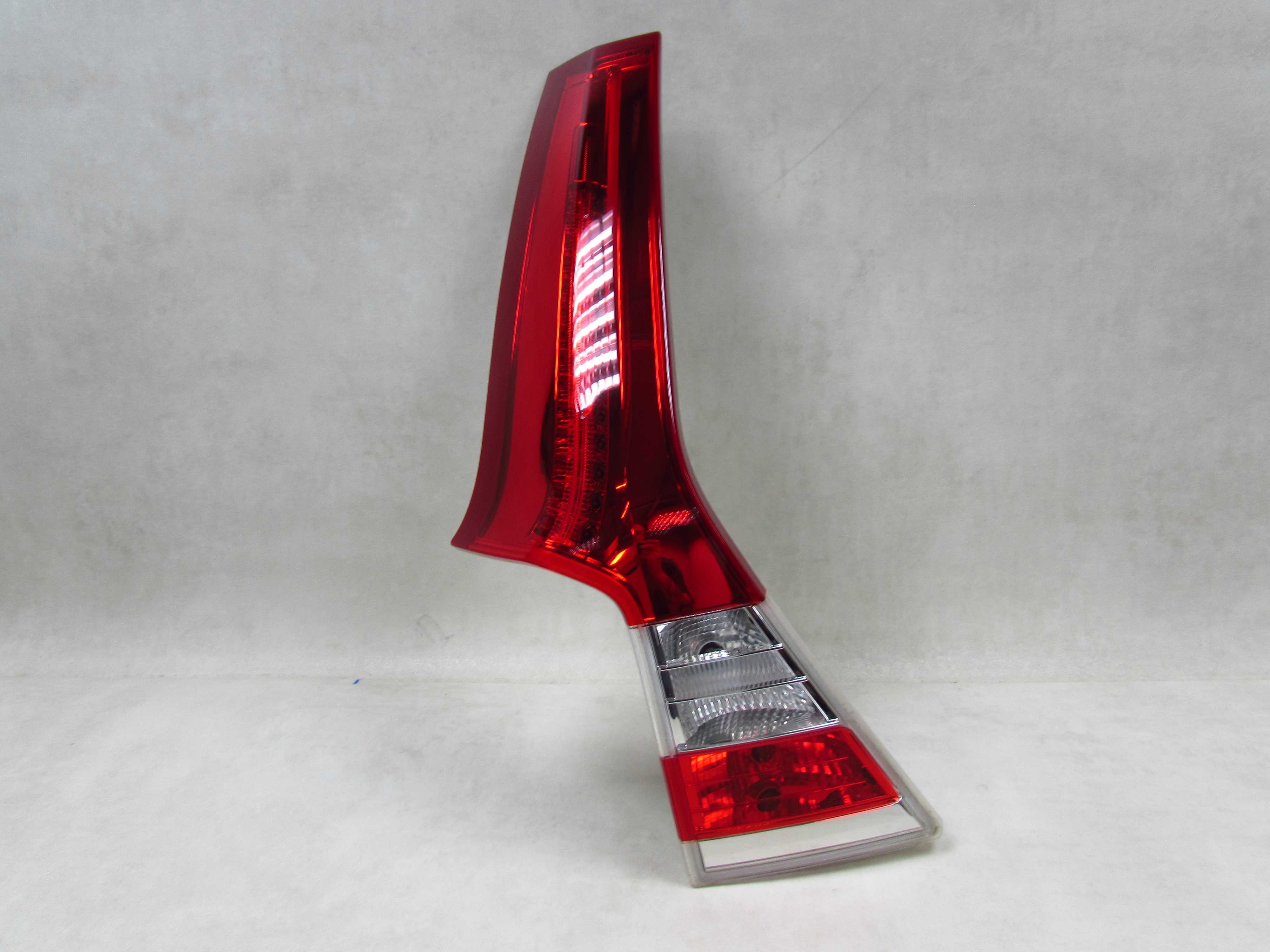 VOLVO V70 III XC70 II LIFT 13-16 LAMPA TYL LEWA LED KLAPY EUROPA
