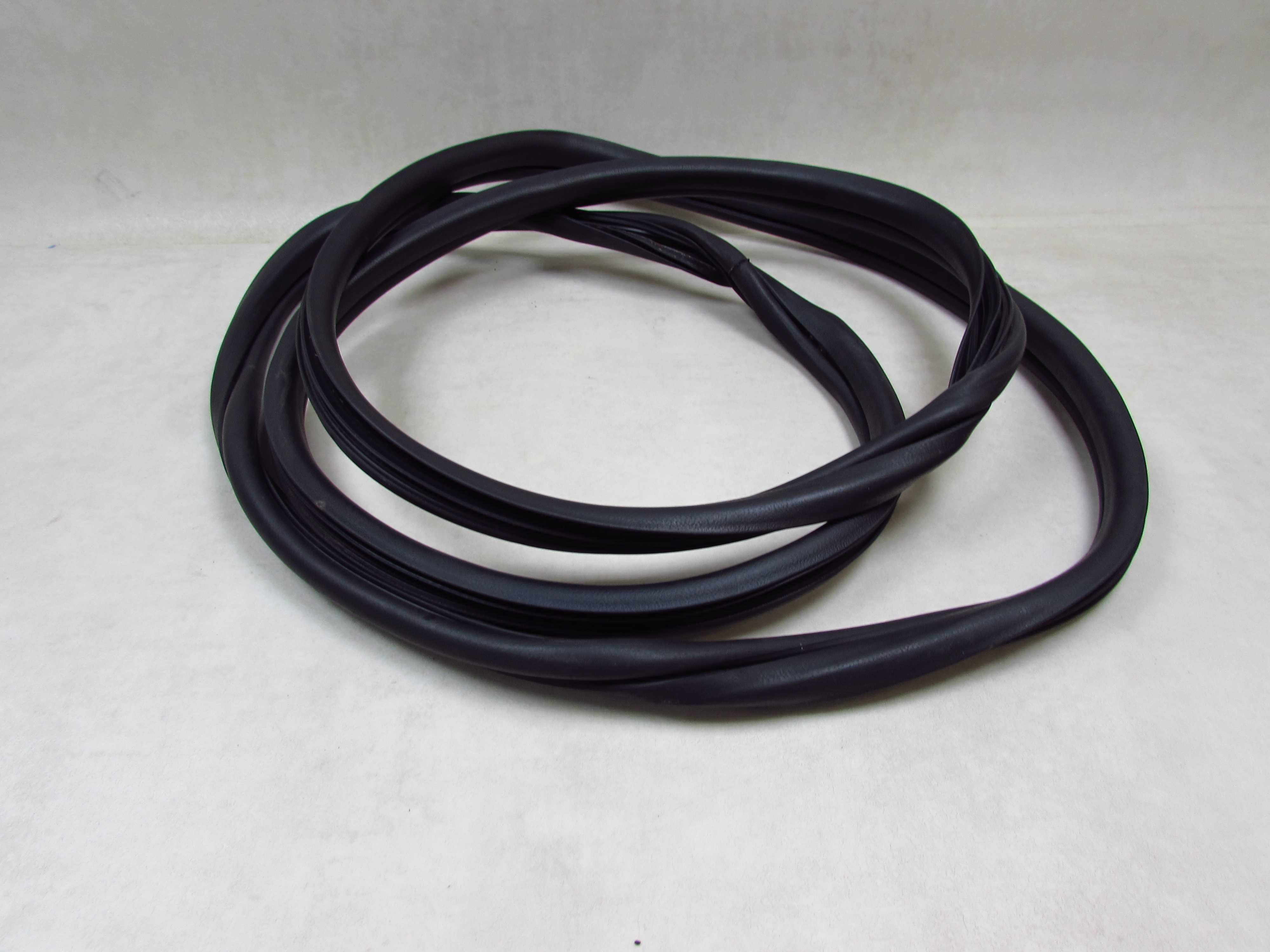 FIAT DUCATO BOXER JUMPER 06-24 USZCZELKA DRZWI PRZOD PRAWA