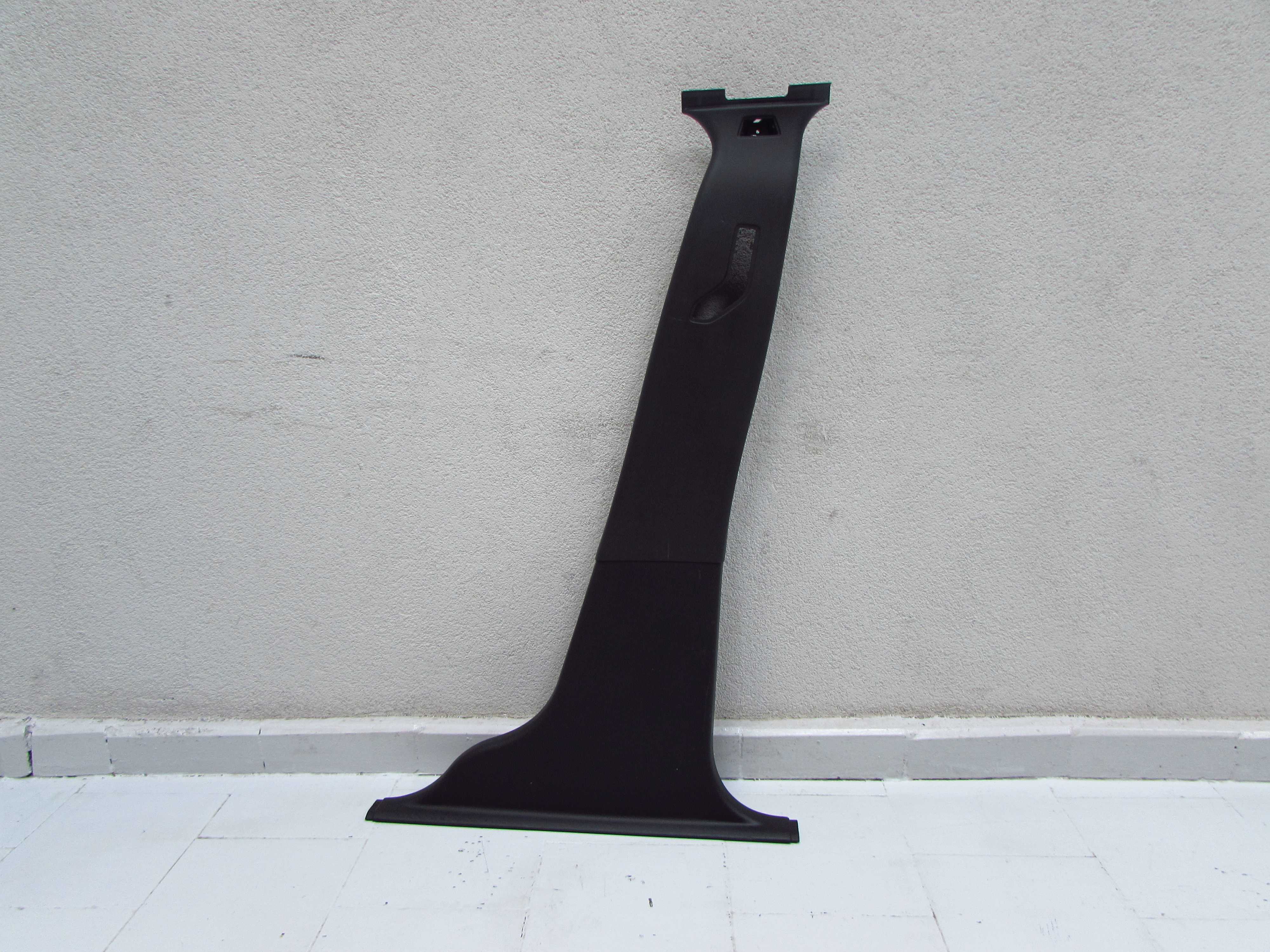 VOLVO S40 V50 TAPICERKA OSLONA POSZYCIE SLUPKA PRAWA 9486846 9486848 04-12