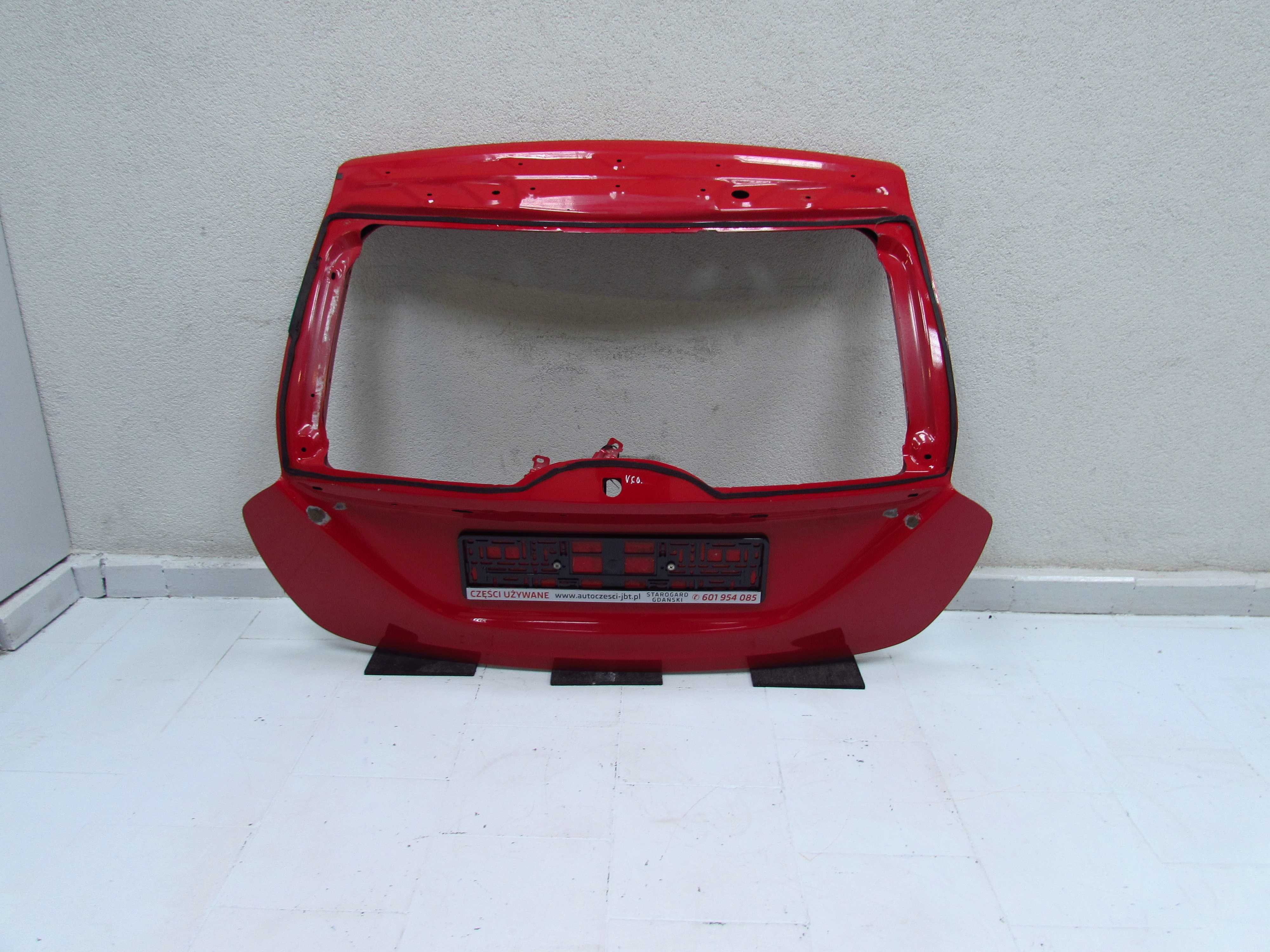 VOLVO V60 KOMBI 10-18 KLAPA BAGAZNIKA TYL