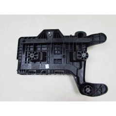 VW PASSAT B6 CADDY III TOURAN SKODA PODSTAWA OBUDOWA AKUMULATORA 1K0915333H