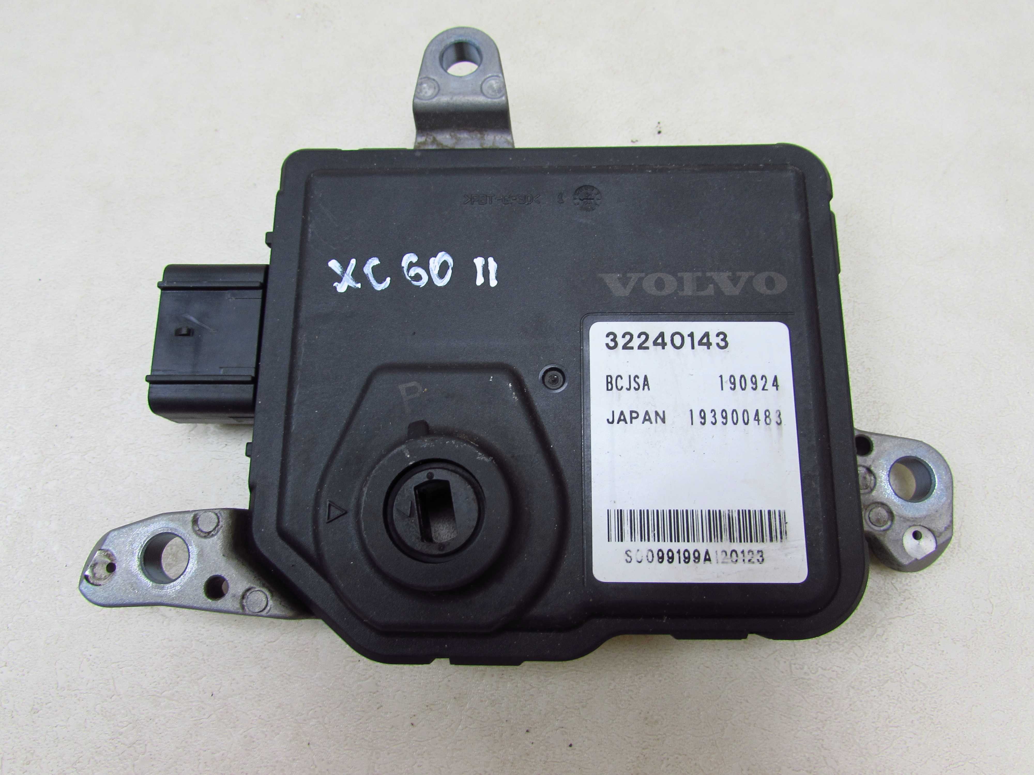 VOLVO V90 S90 XC90 II XC60 II V60 II 2.0 T T6 T8 17-23 MODUL STEROWNIK SKRZYNI 32240143