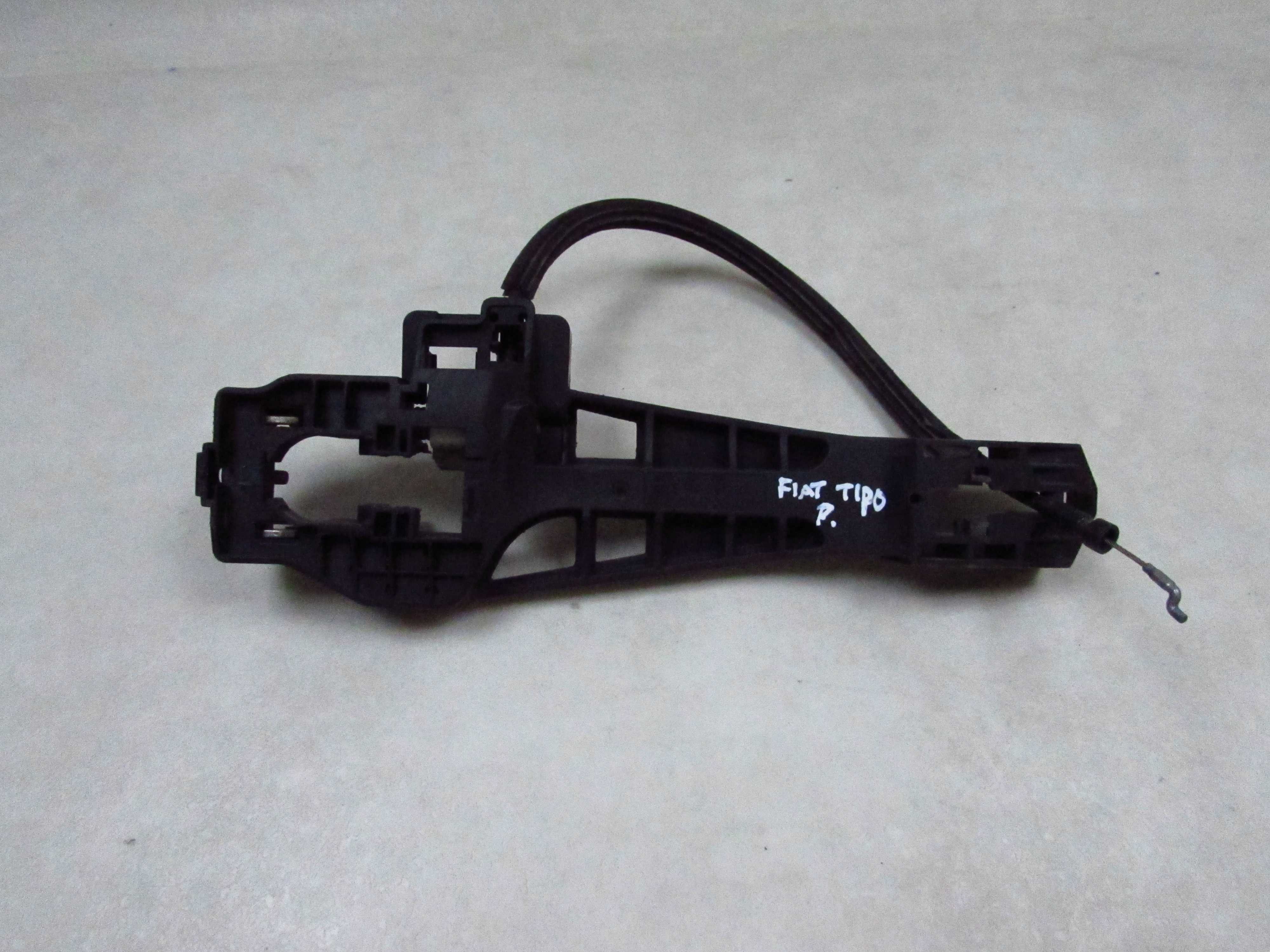 FIAT TIPO II 19-22 KORPUS PODSTAWA KLAMKA PRAWY PRZOD