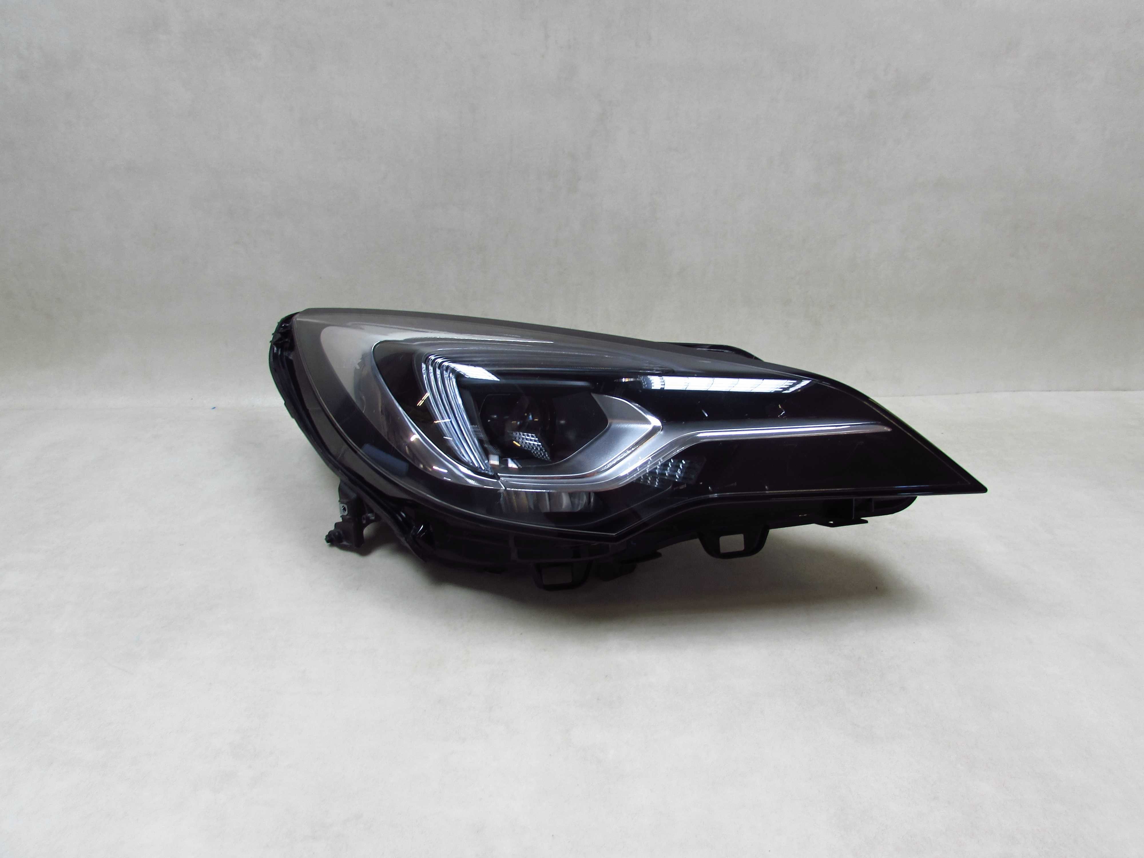 OPEL ASTRA V K 15- LAMPA PRZOD PRAWA FULL LED ILLUX 7963200007 39208461 EU