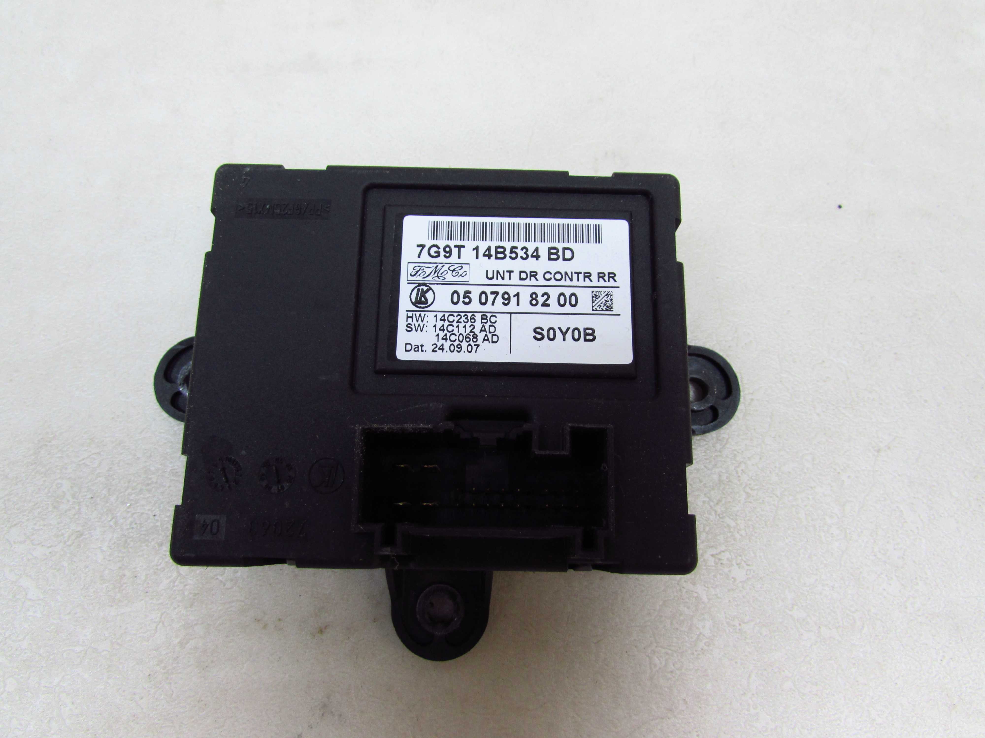 VOLVO S80 II V70 III XC60 XC70 06-16 MODUL DRZWI TYL 7G9T-14B534-BD